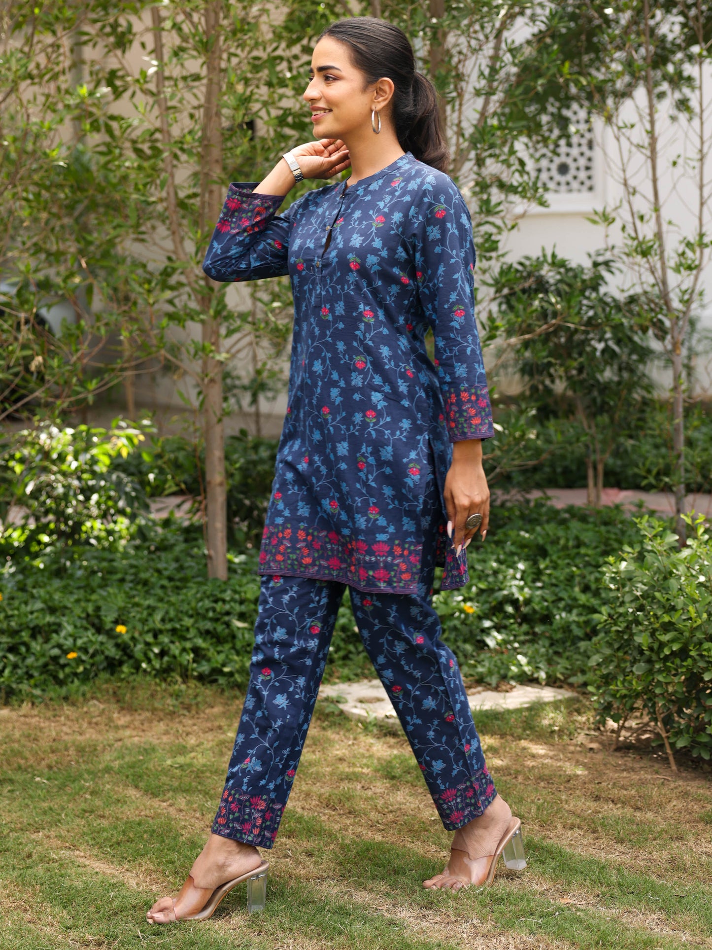 Soft Cotton Floral Straight Blue Kurta
