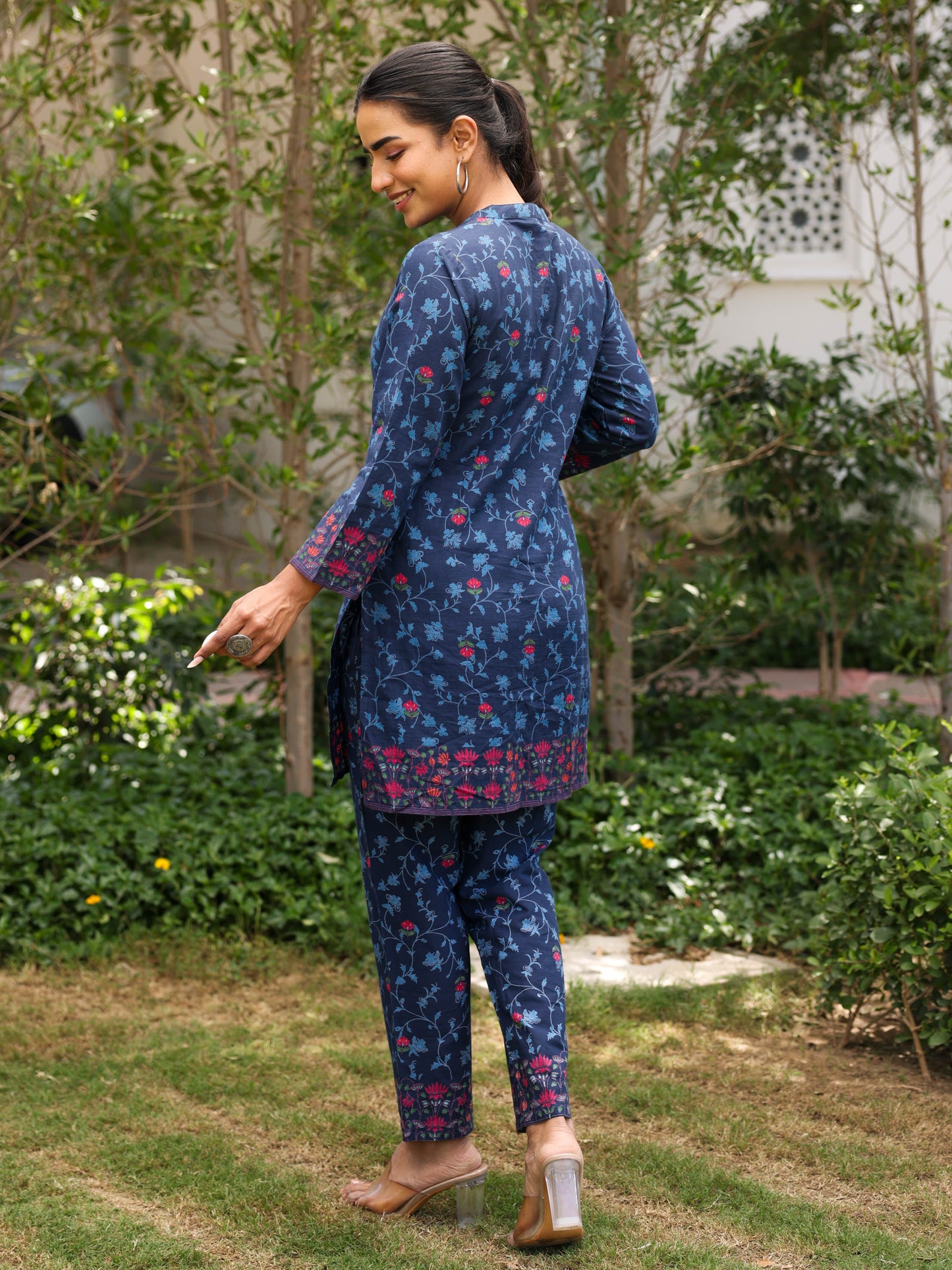 Soft Cotton Floral Straight Blue Kurta
