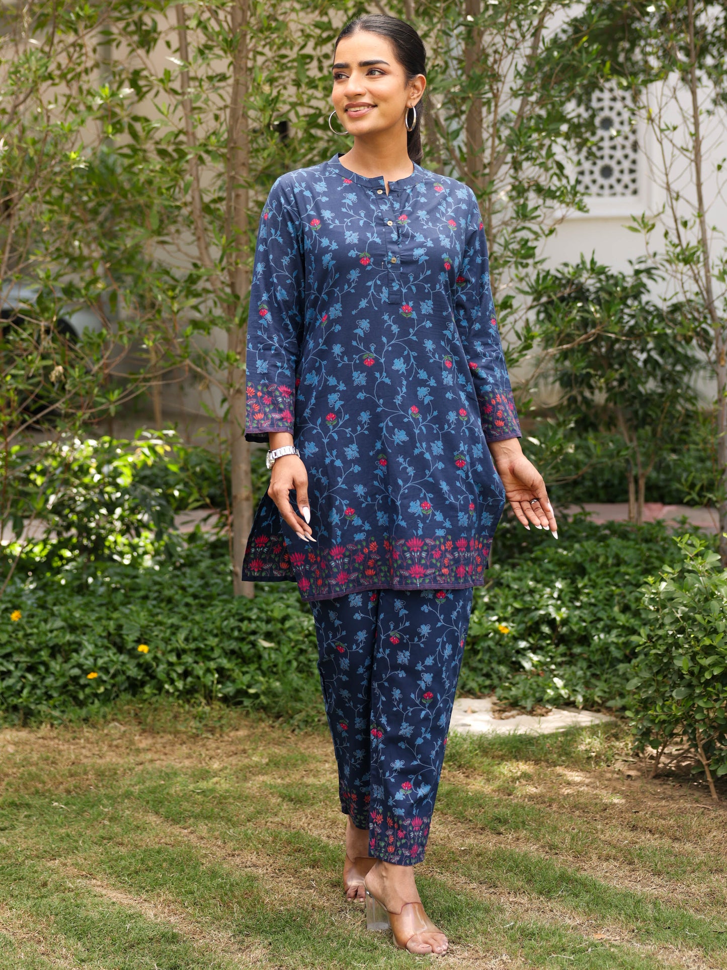 Soft Cotton Floral Straight Blue Kurta