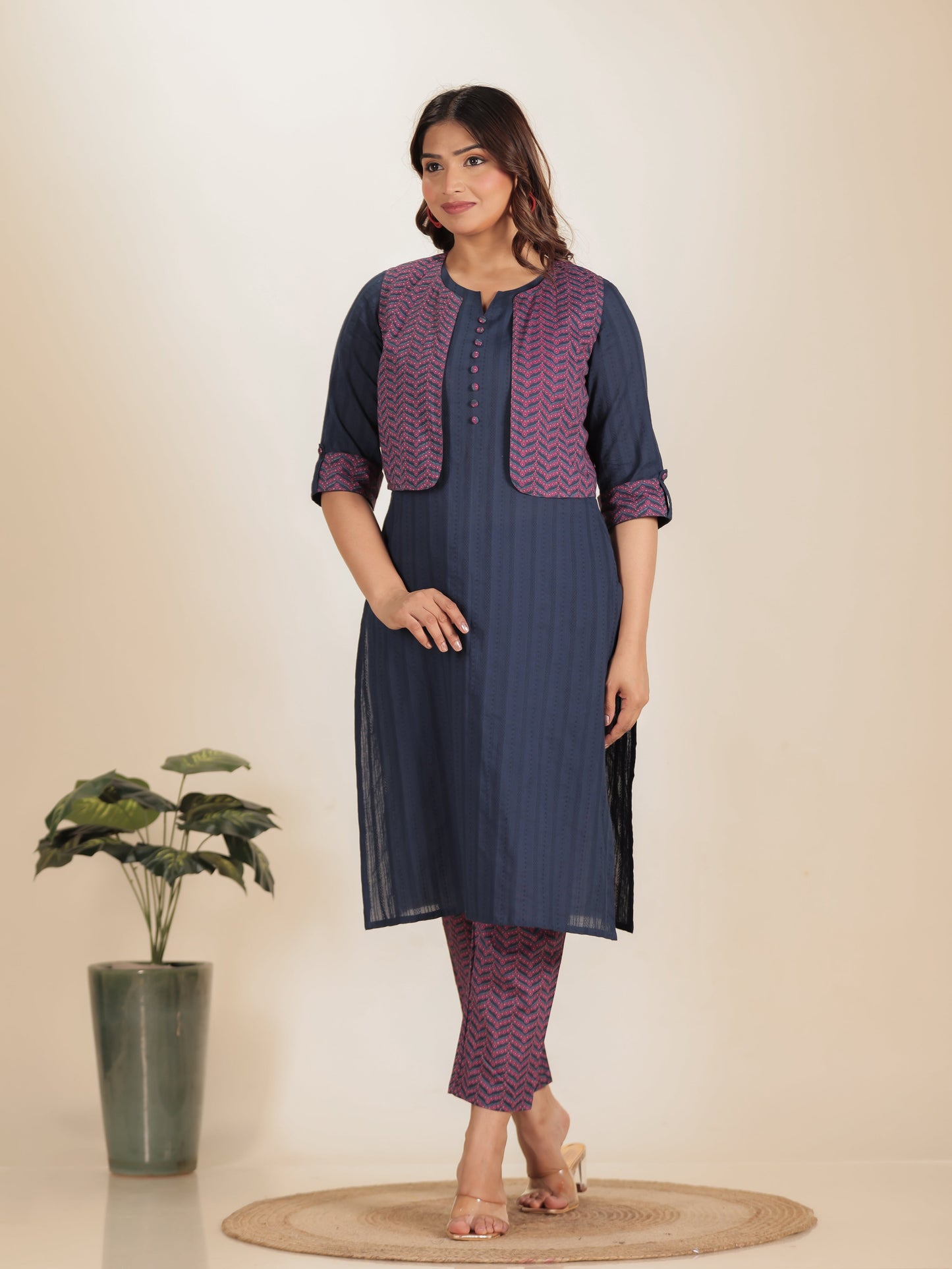 Textured Cotton Solid Straight Blue Kurta