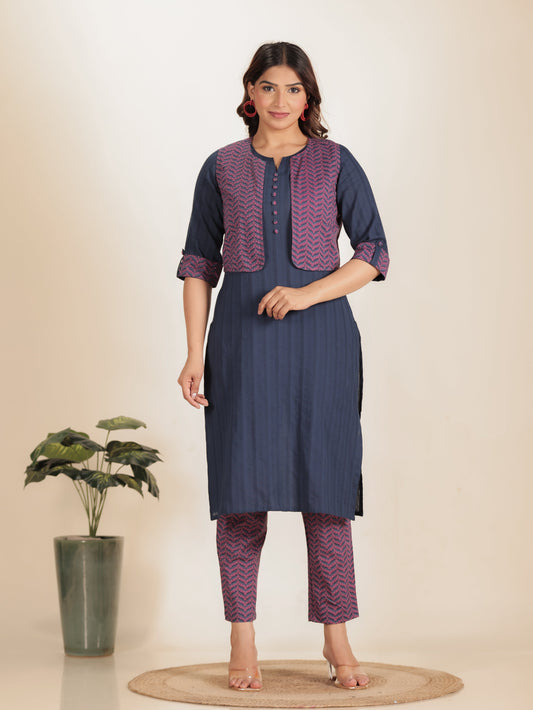 Textured Cotton Solid Straight Blue Kurta