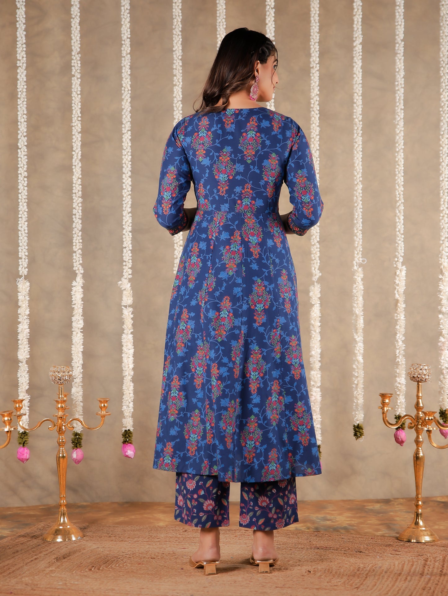Embroidered Soft Cotton Floral Straight Blue Kurta