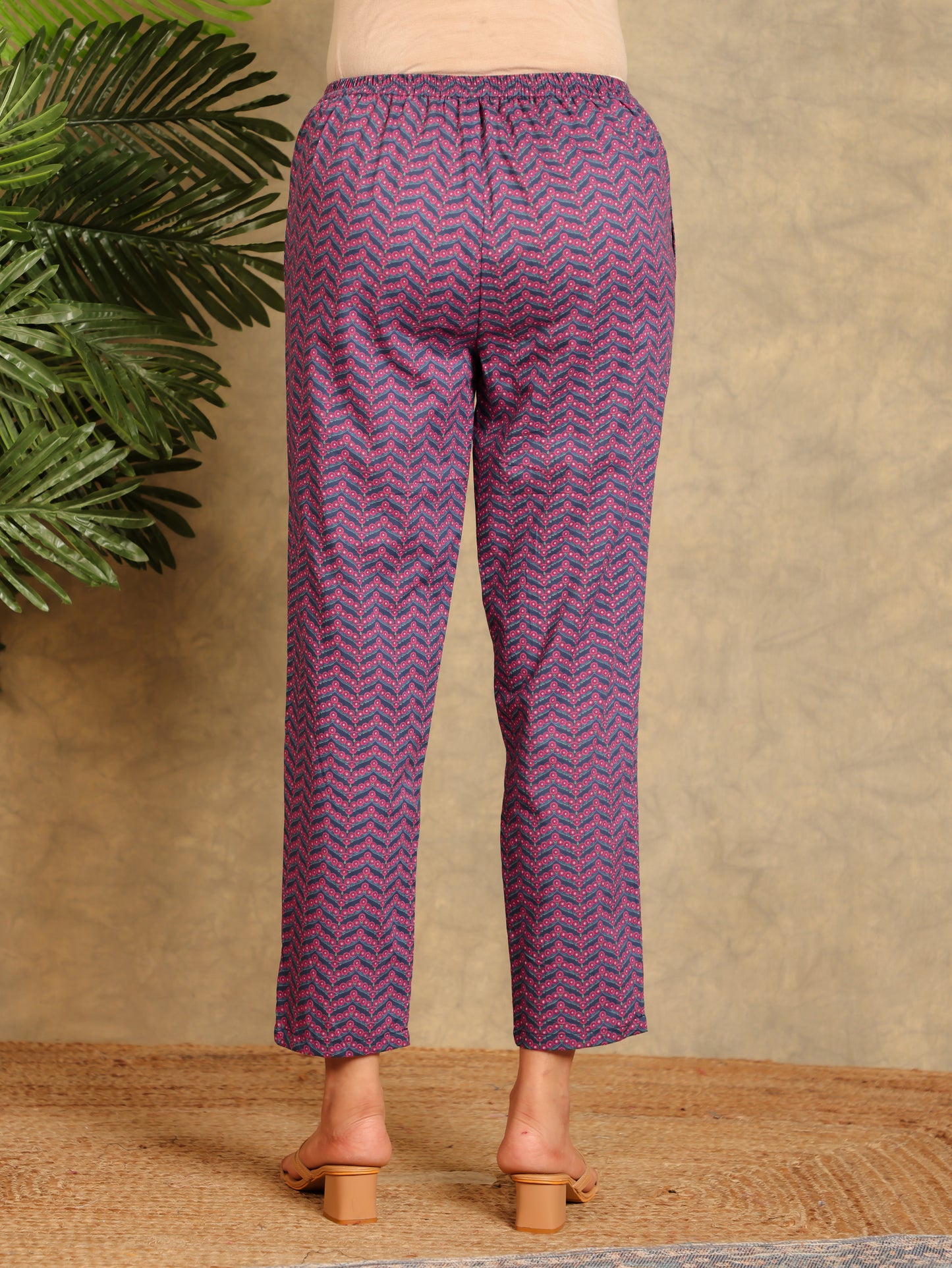 Textured Cotton Solid Straight Blue Kurta