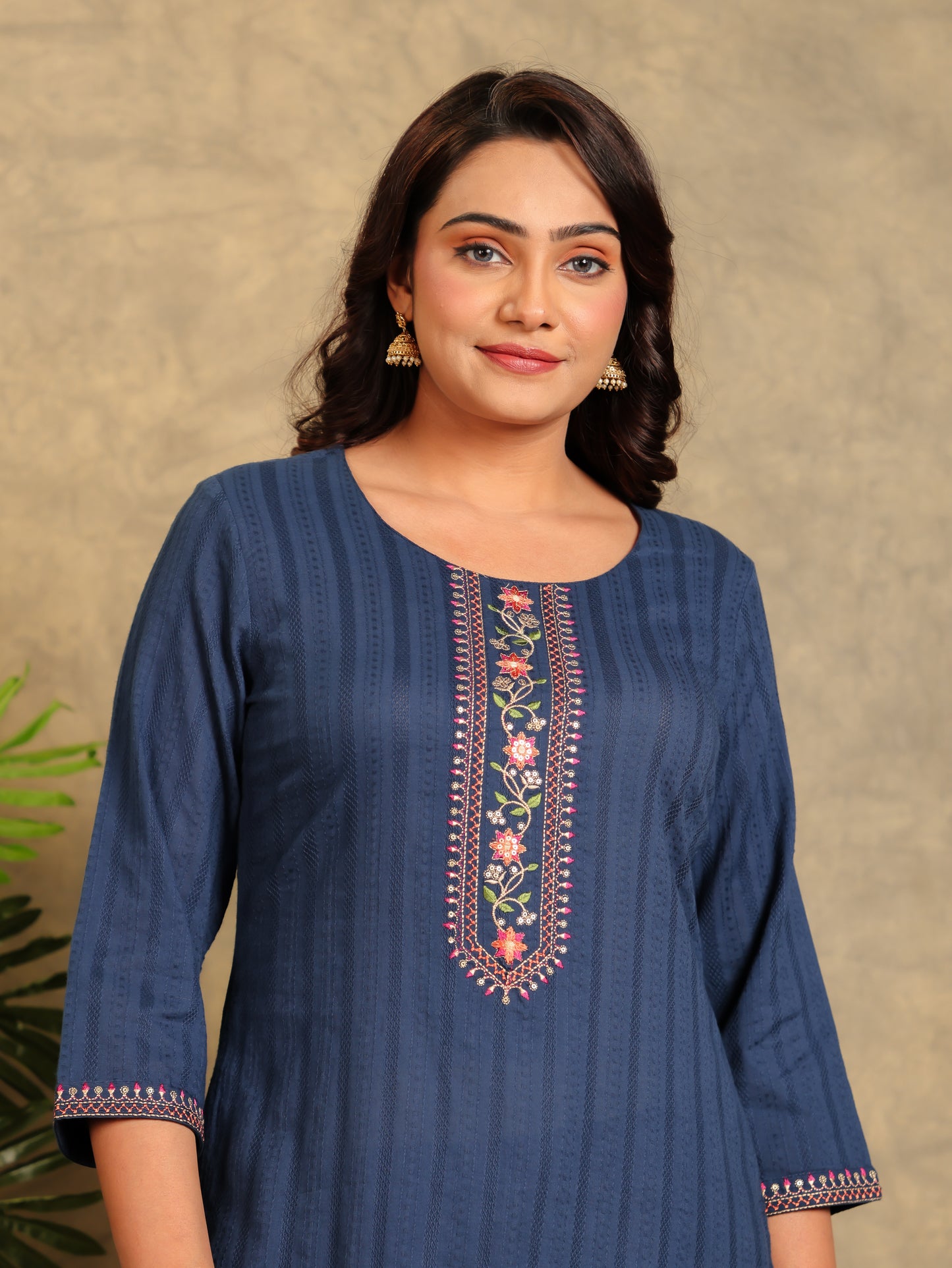 Textured Cotton Solid Straight Blue Kurta