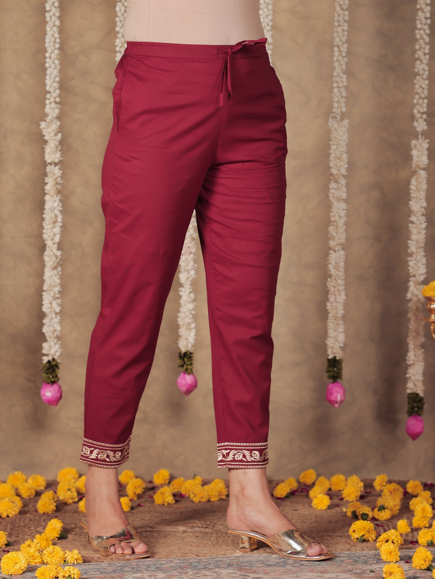 Soft Cotton Solid Maroon Tapered Trousers
