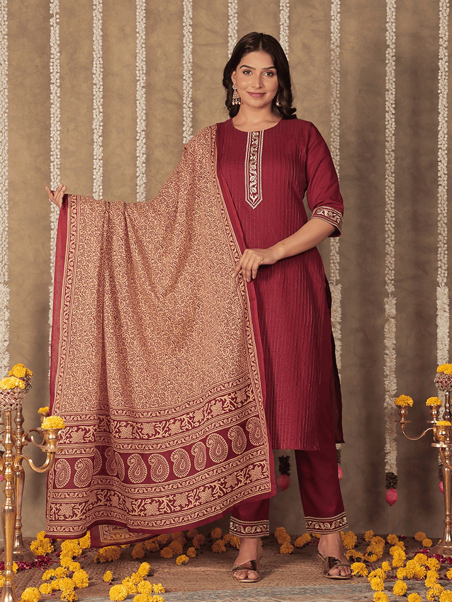 Soft Cotton Solid Straight Maroon Kurta
