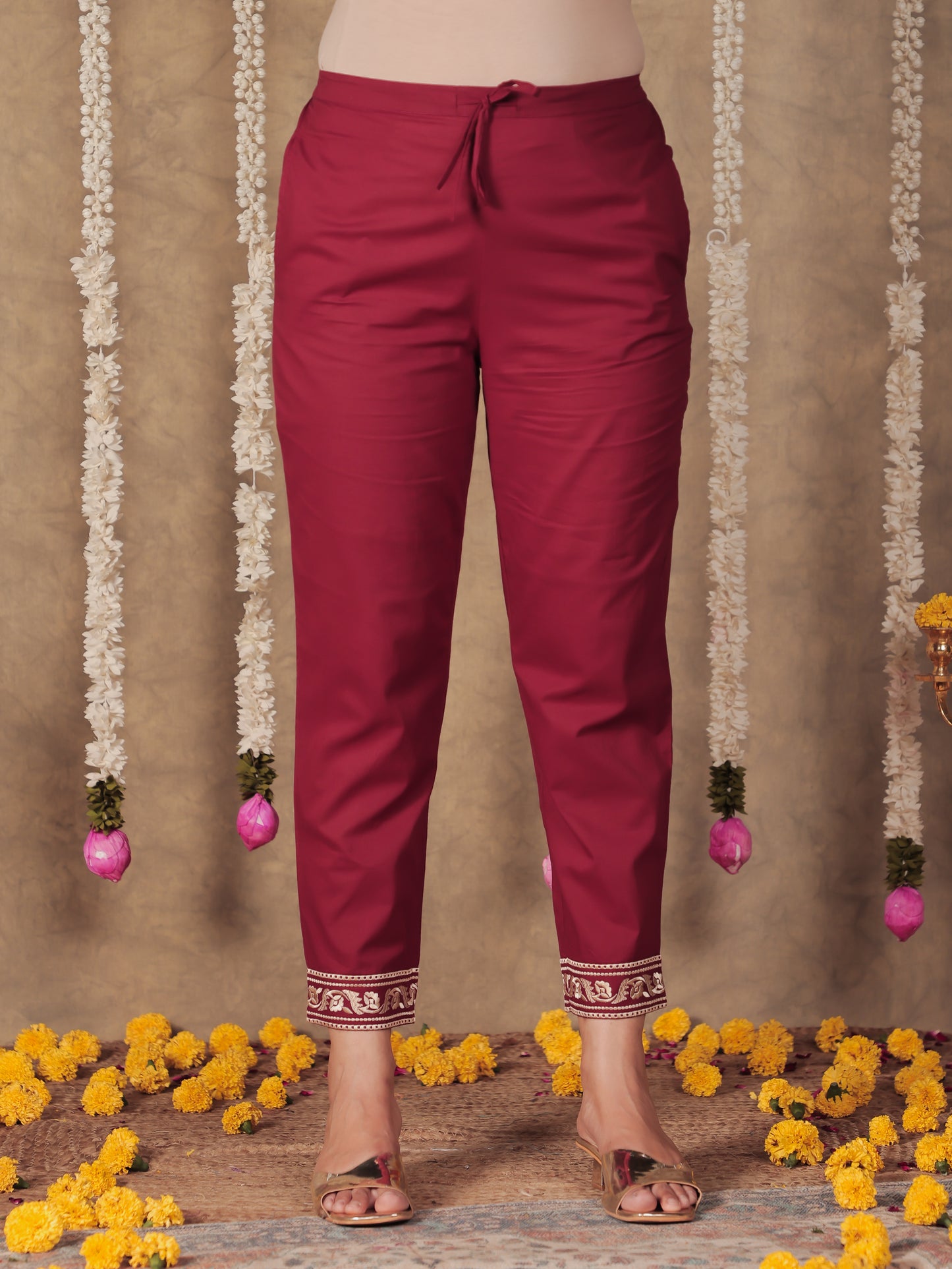 Soft Cotton Solid Straight Maroon Kurta