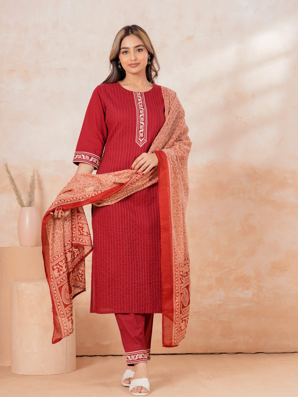 Embroidered Soft Cotton Solid Straight Maroon Kurta