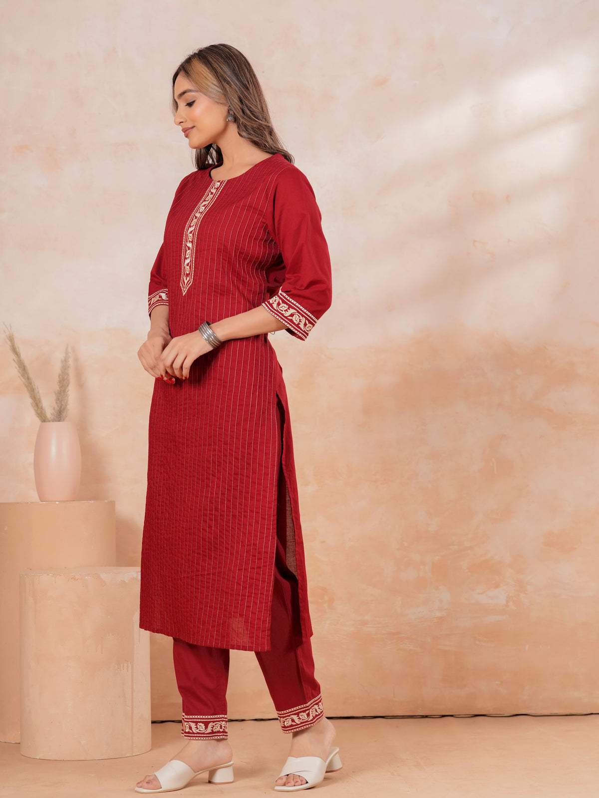 Embroidered Soft Cotton Solid Straight Maroon Kurta