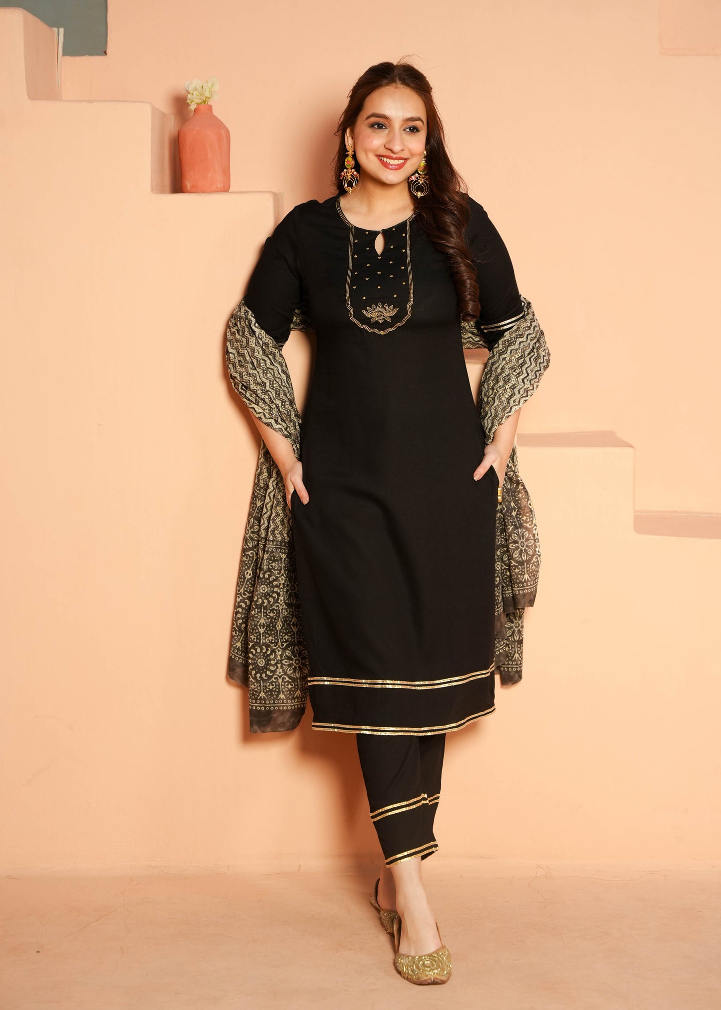 Embroidered Viscose Solid Straight Black Kurta