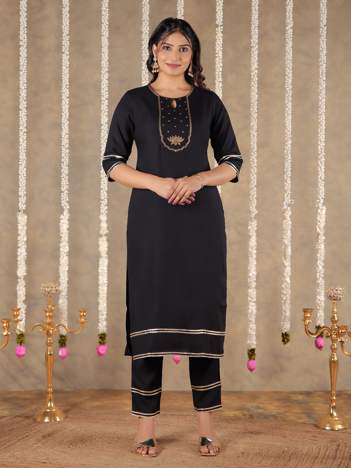 Embroidered Viscose Solid Straight Black Kurta