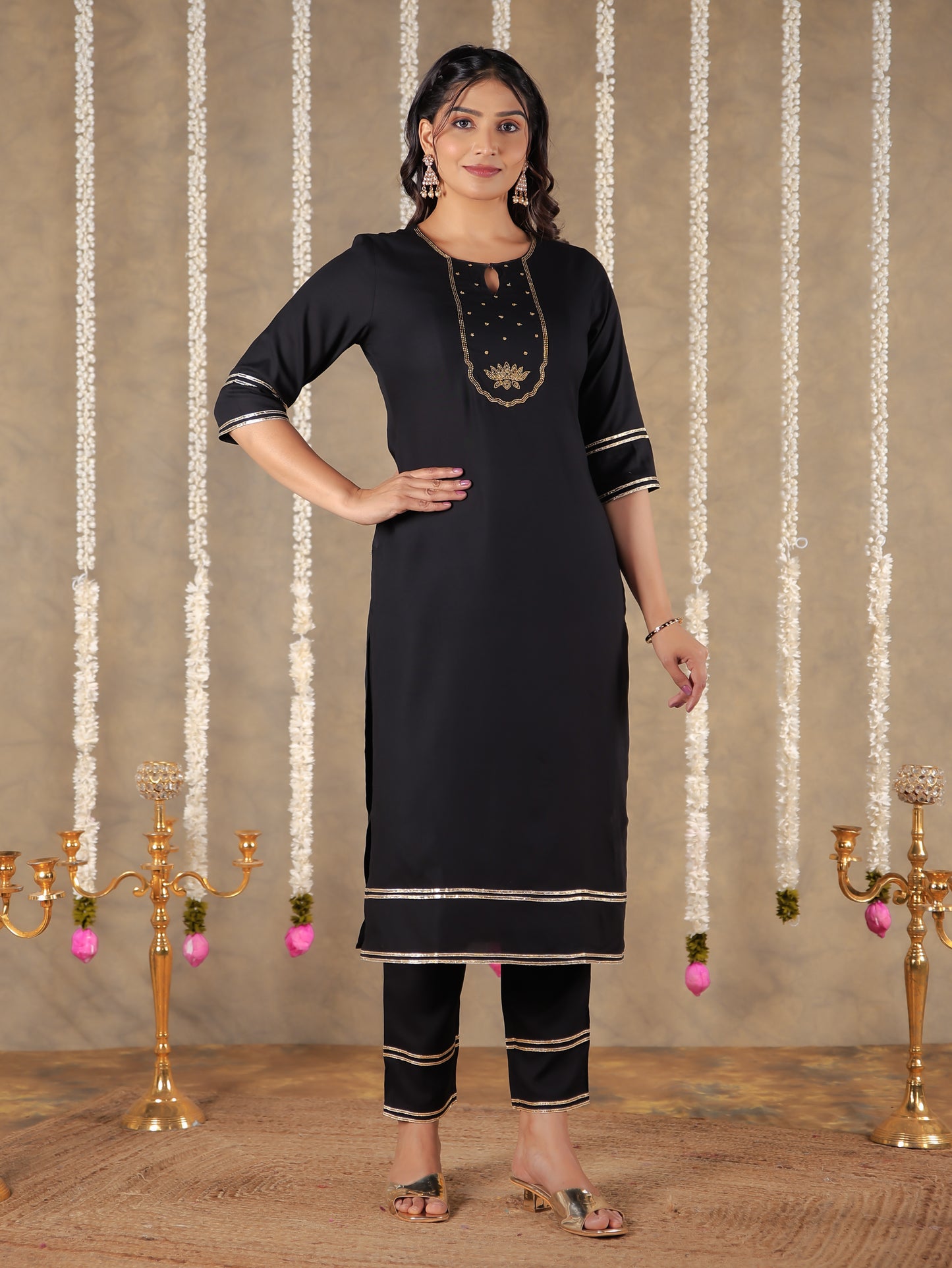 Embroidered Viscose Solid Straight Black Kurta