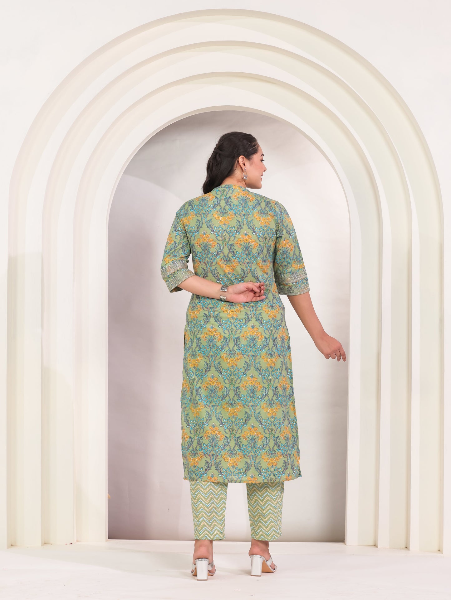 Embroidered Soft Cotton Floral Straight Green Kurta