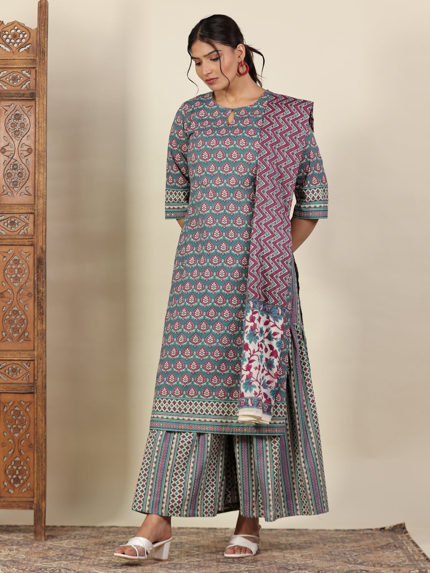 Soft Cotton Geometric Straight Multicolor Kurta