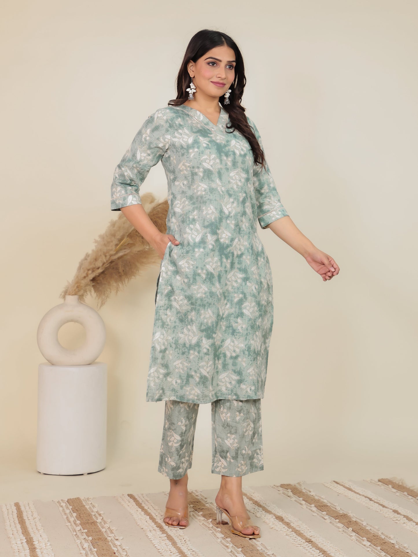 Kantha Cotton Geometric Straight Green Kurta