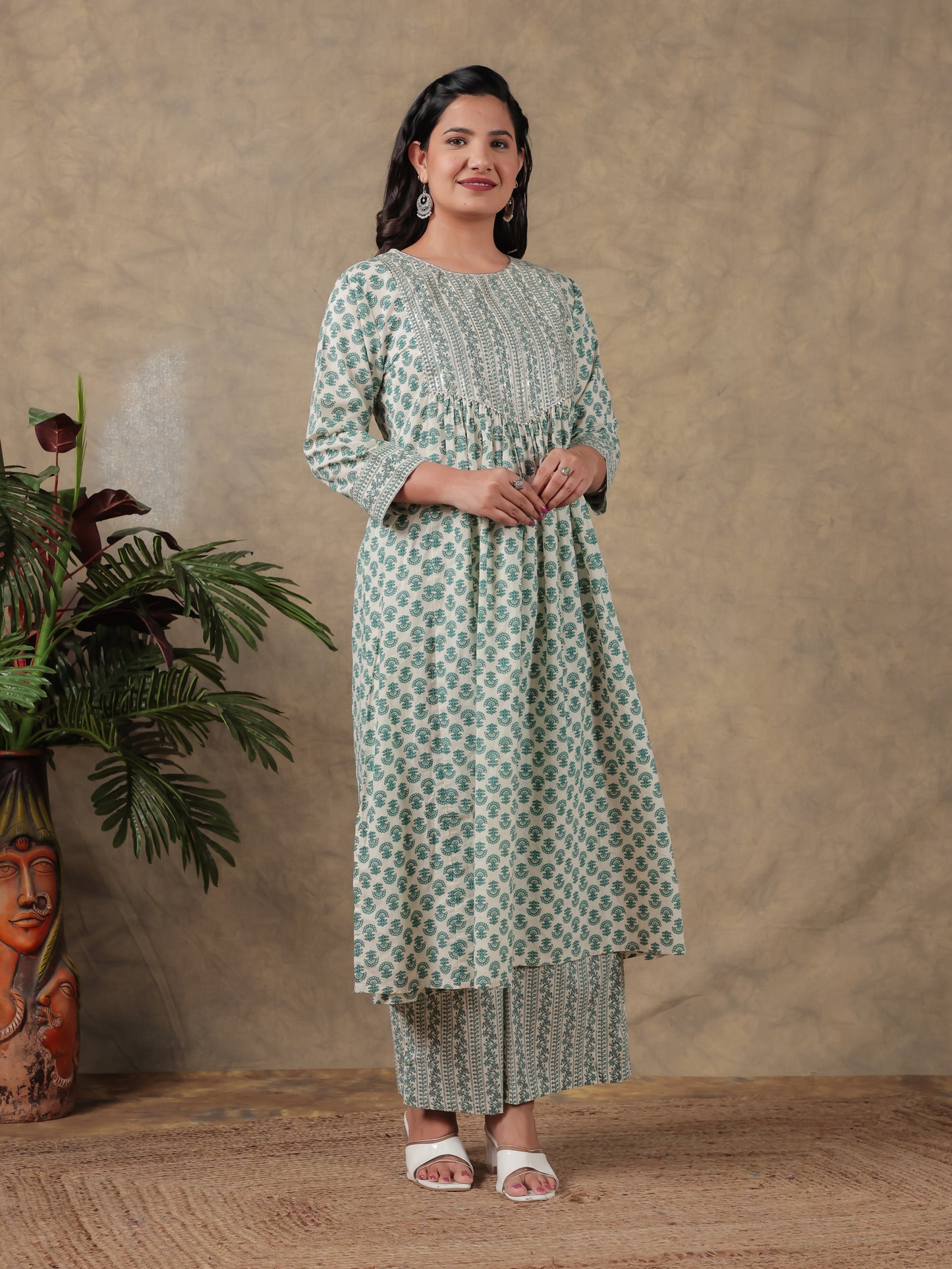 Embroidered Soft Cotton Butti Off White Kurta