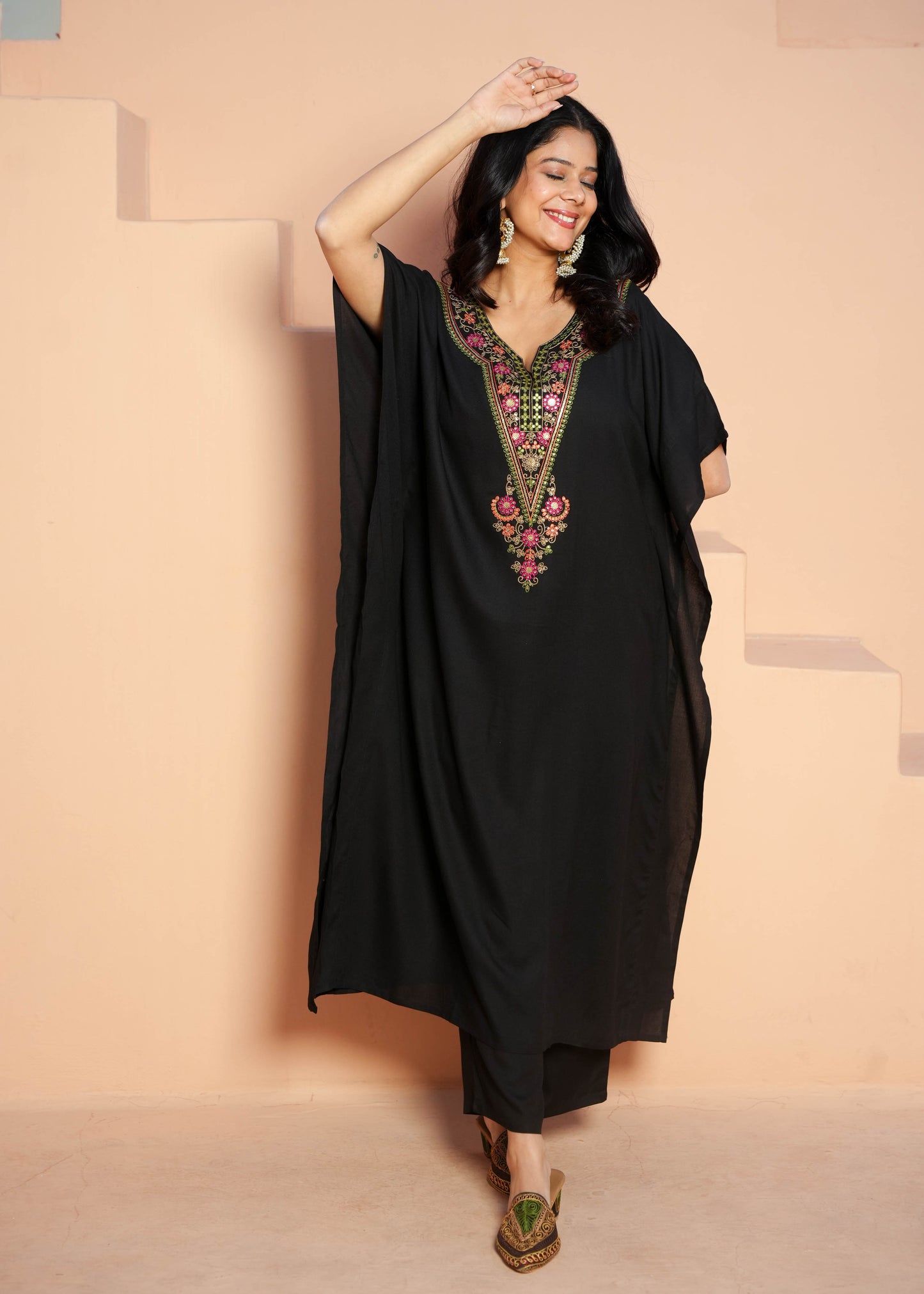 Embroidered Viscose Solid Kaftan Black Kurta