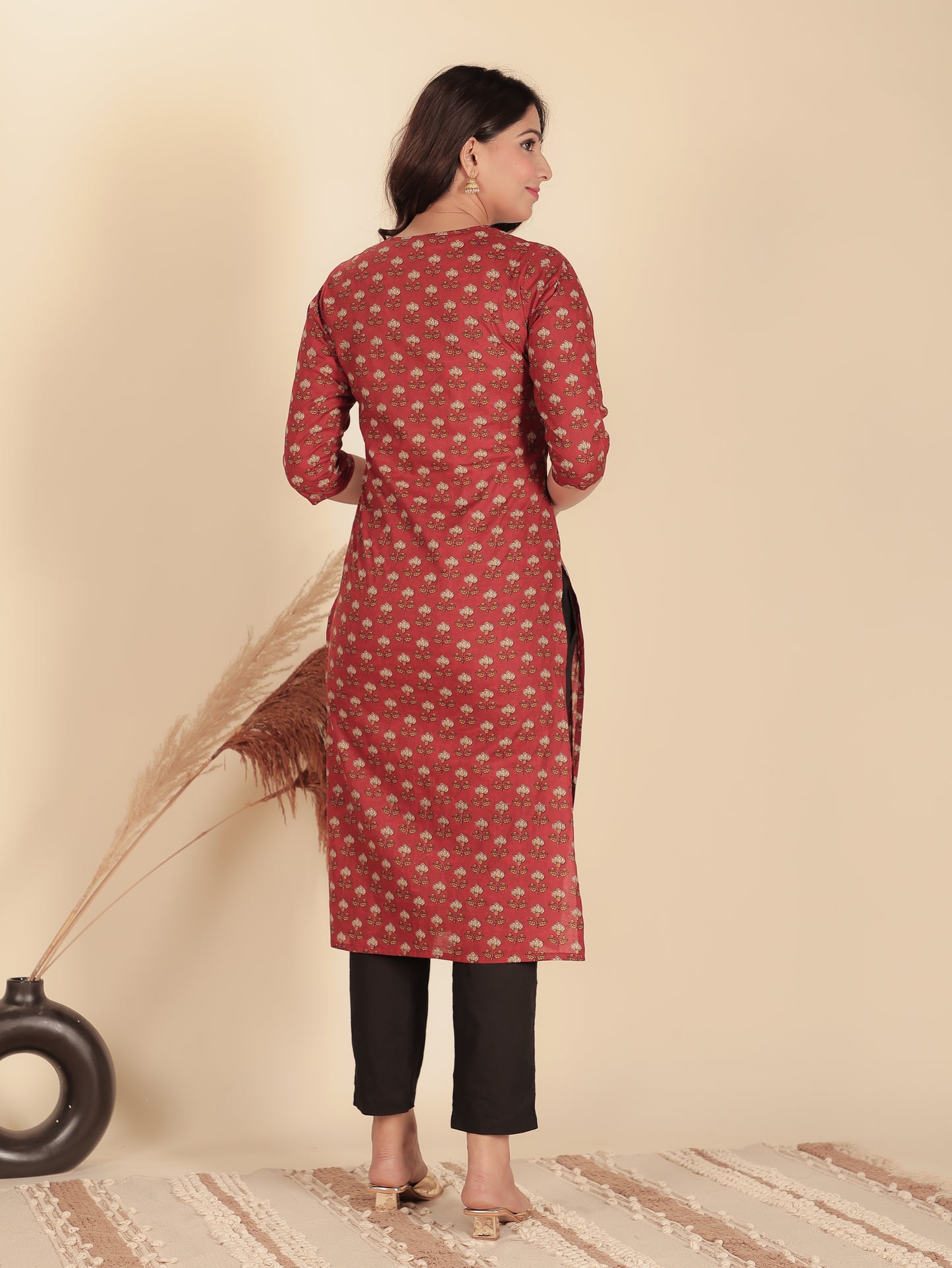 Soft Cotton Floral Straight Maroon Kurta