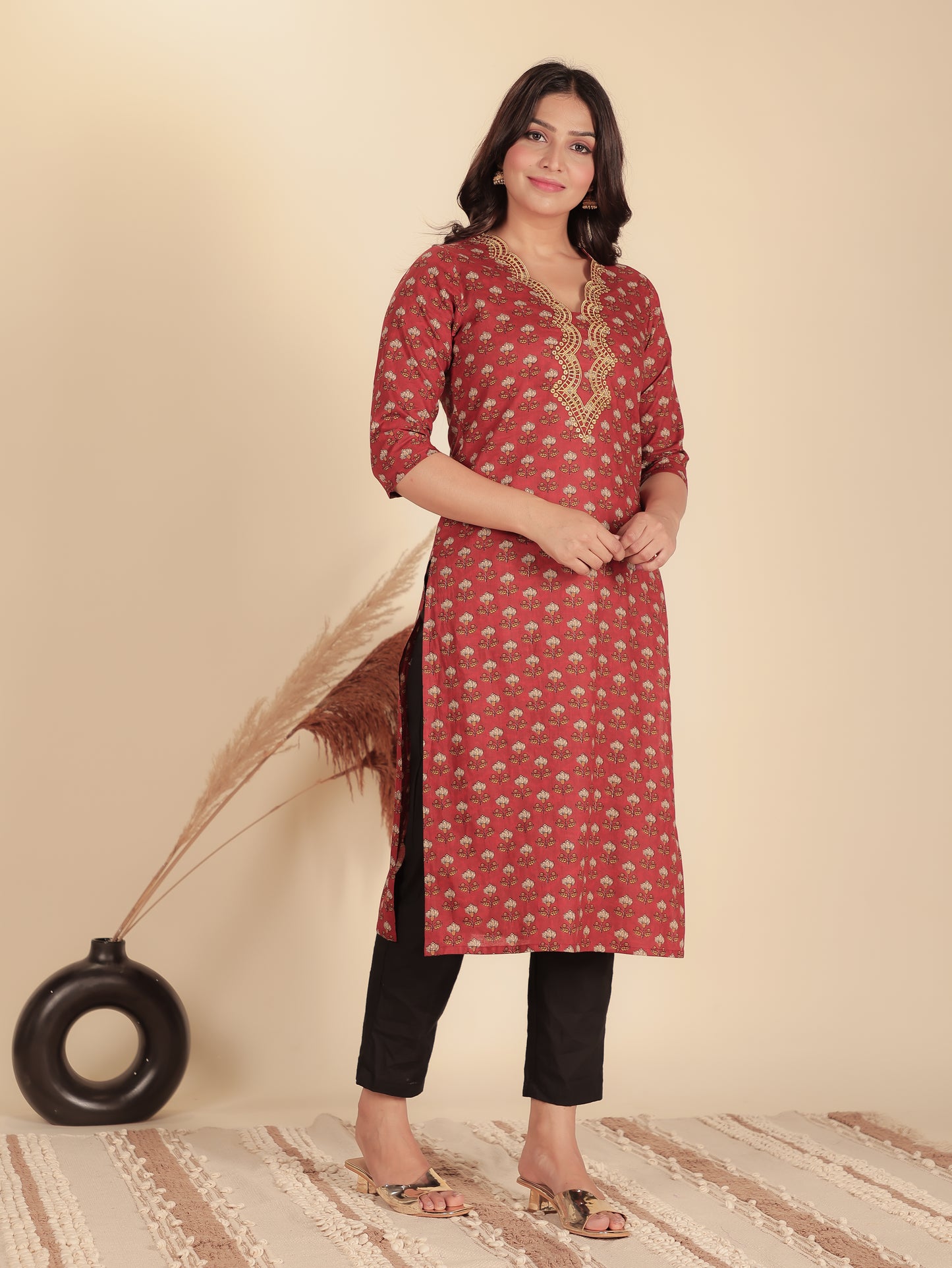Soft Cotton Floral Straight Maroon Kurta