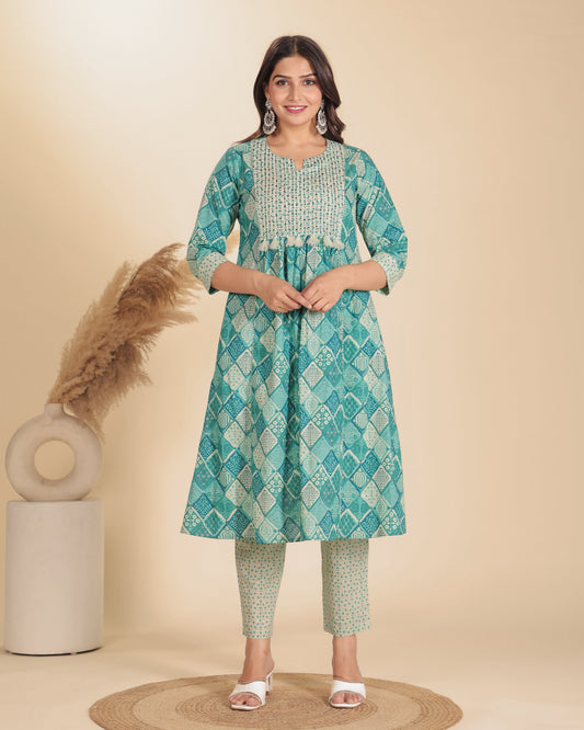 Soft Cotton Geometric Panelled Green