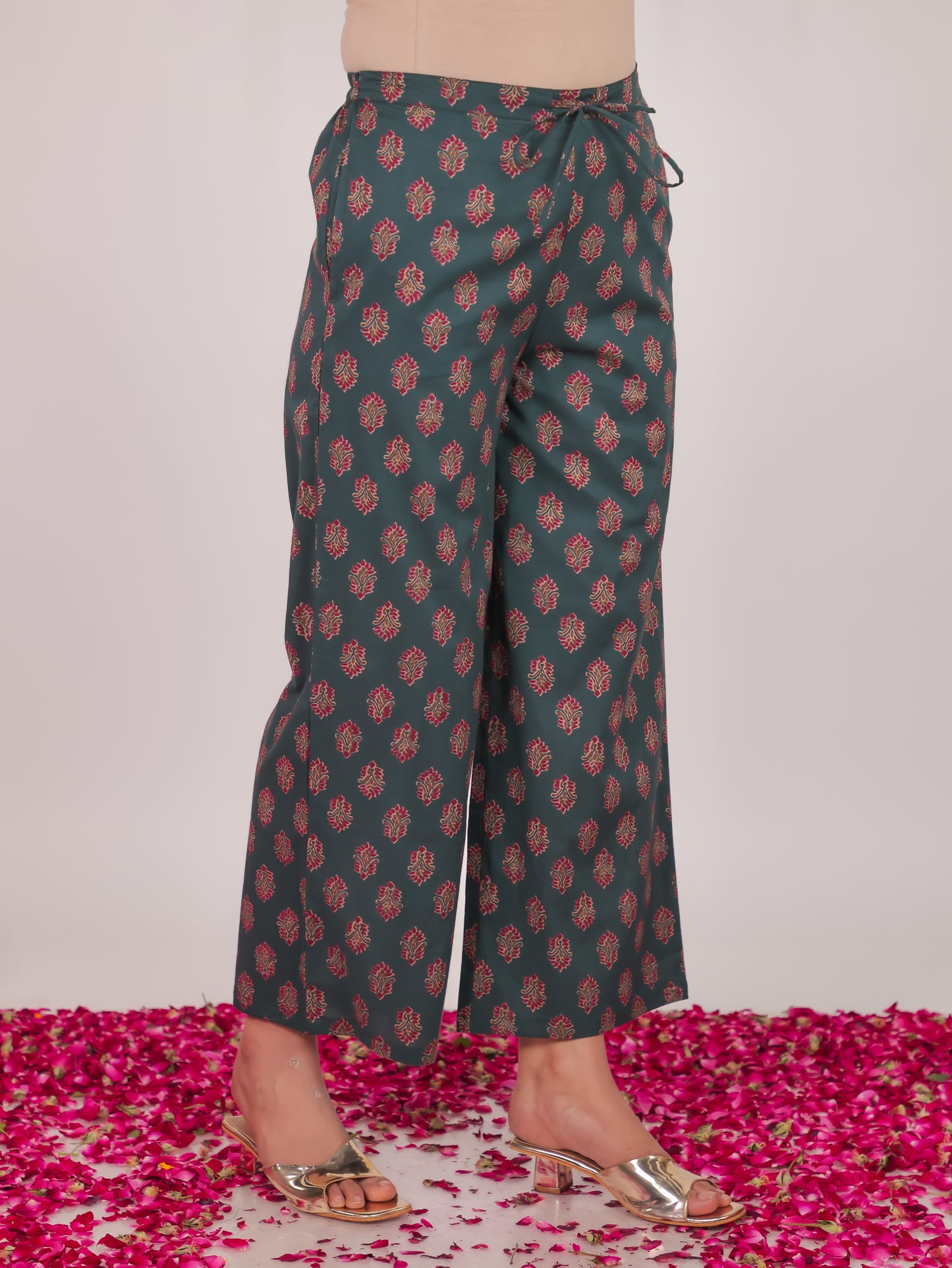 Soft Cotton Geometric Anarkali Green Kurta