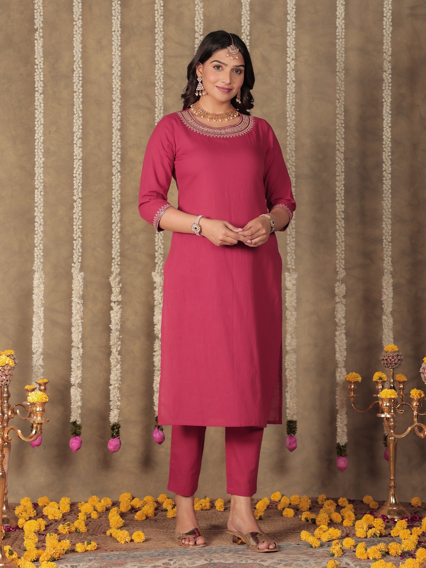 Linen Cotton Solid Straight Maroon Kurta