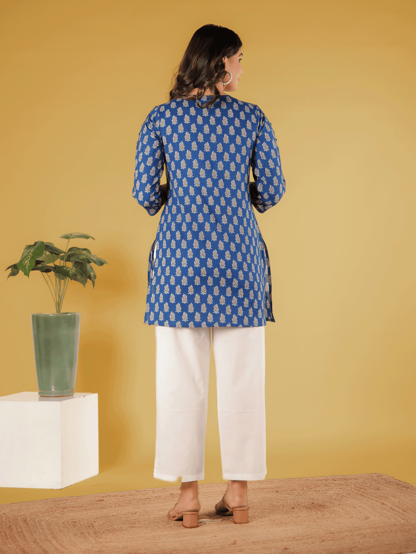 Soft Cotton Floral Straight Blue Kurti