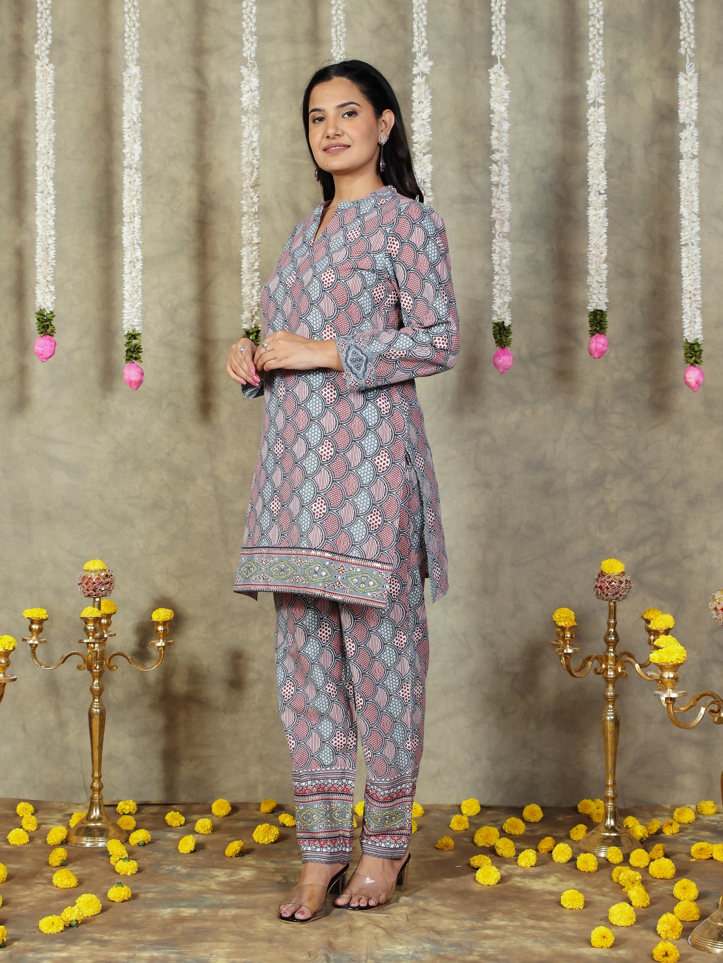 Embroidered Soft Cotton Geometric Straight Grey Kurta