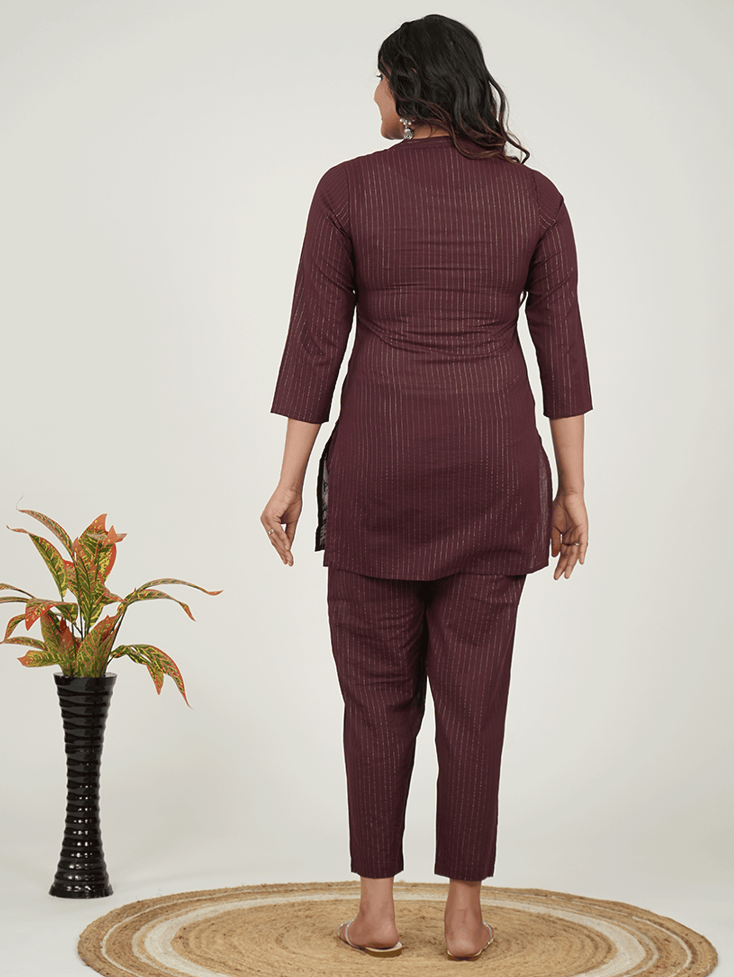 Embroidered Lurex Cotton Solid Straight Purple Kurta