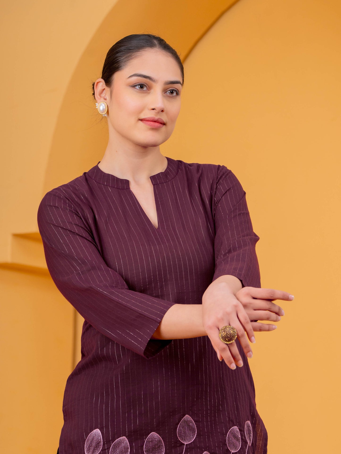 Embroidered Lurex Cotton Solid Straight Maroon Kurta