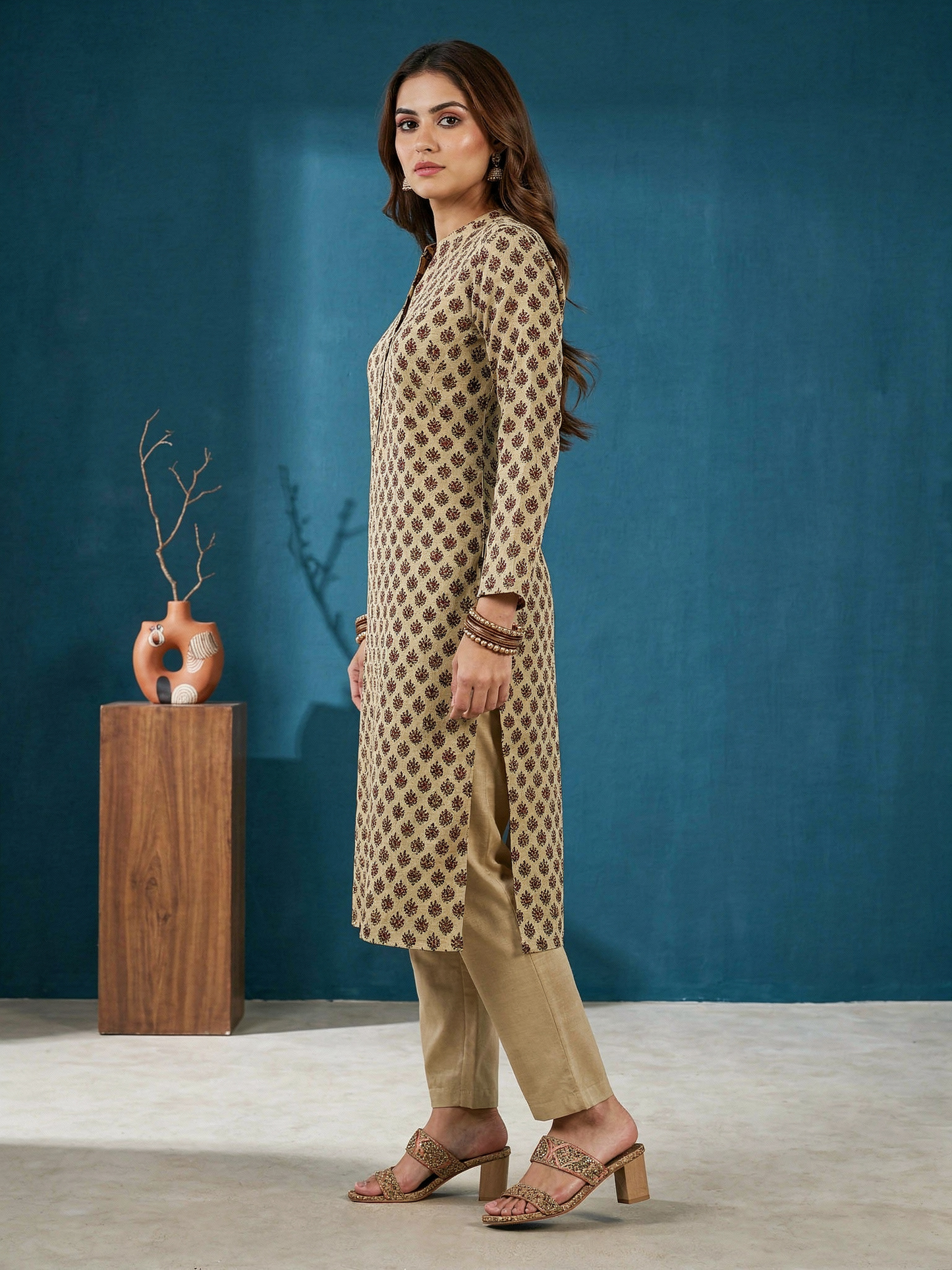 Soft Cotton Floral Straight Cream Kurta