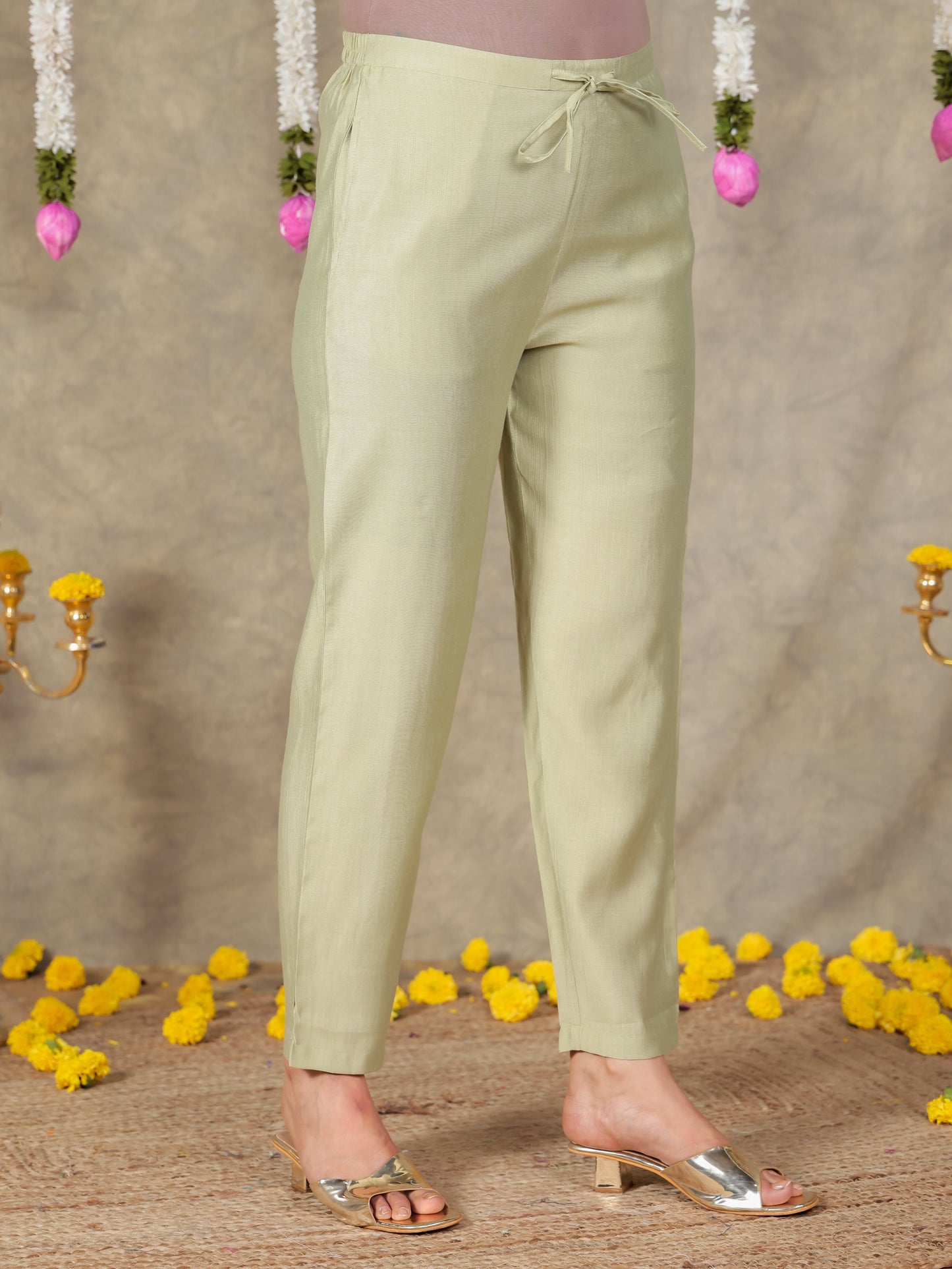 Vertigan Solid Green Tapered Trousers