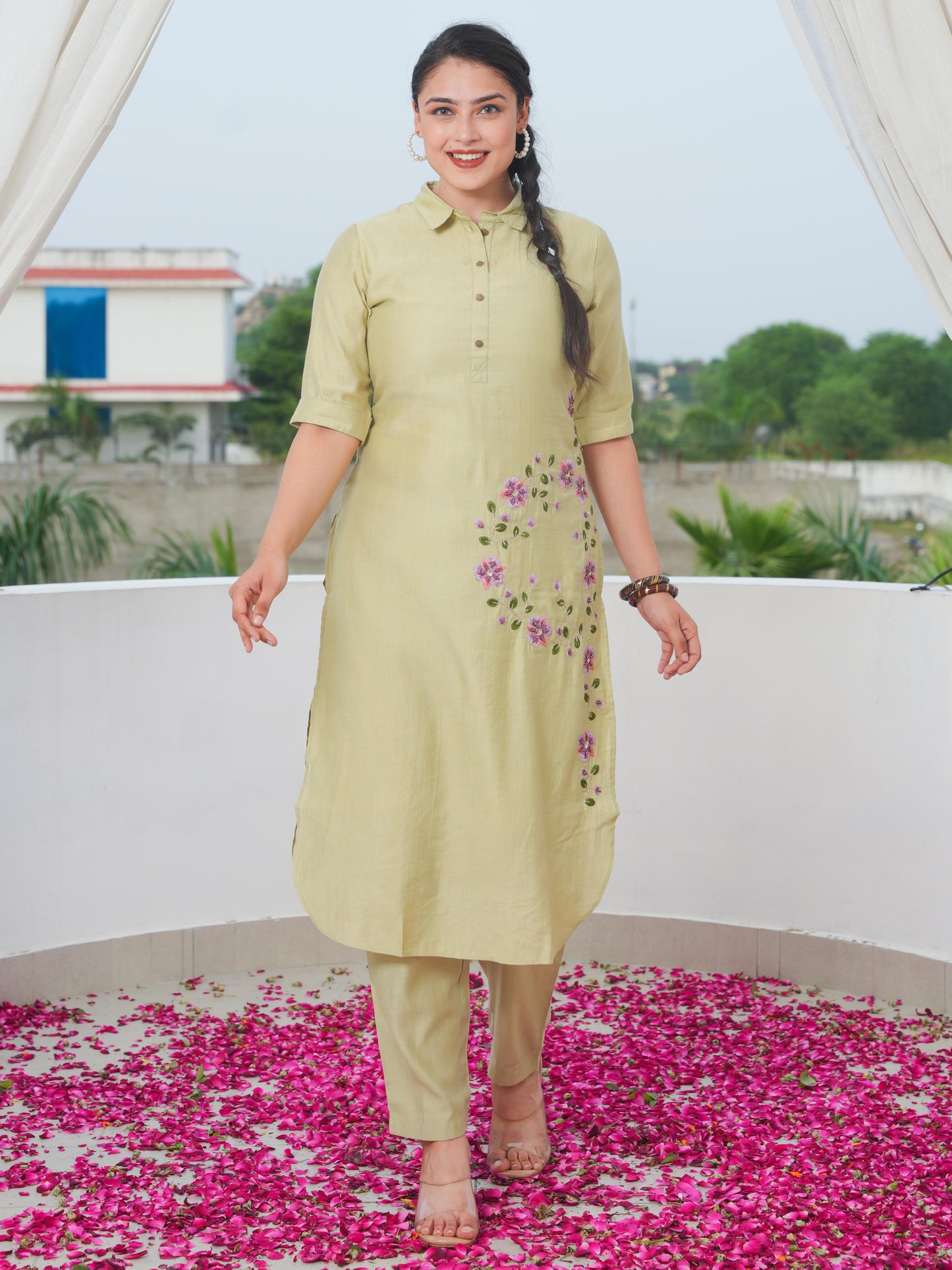 Embroidered Blended Silk Solid Pathani Green Kurta