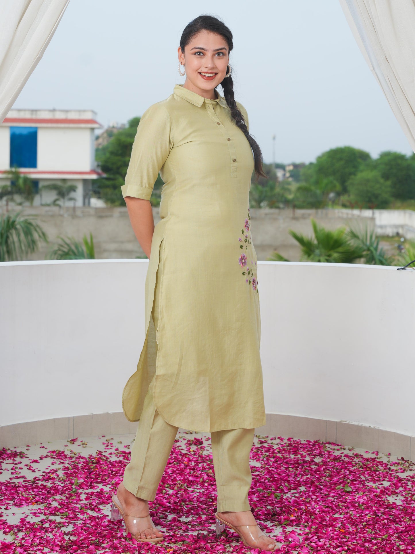 Embroidered Blended Silk Solid Pathani Green Kurta