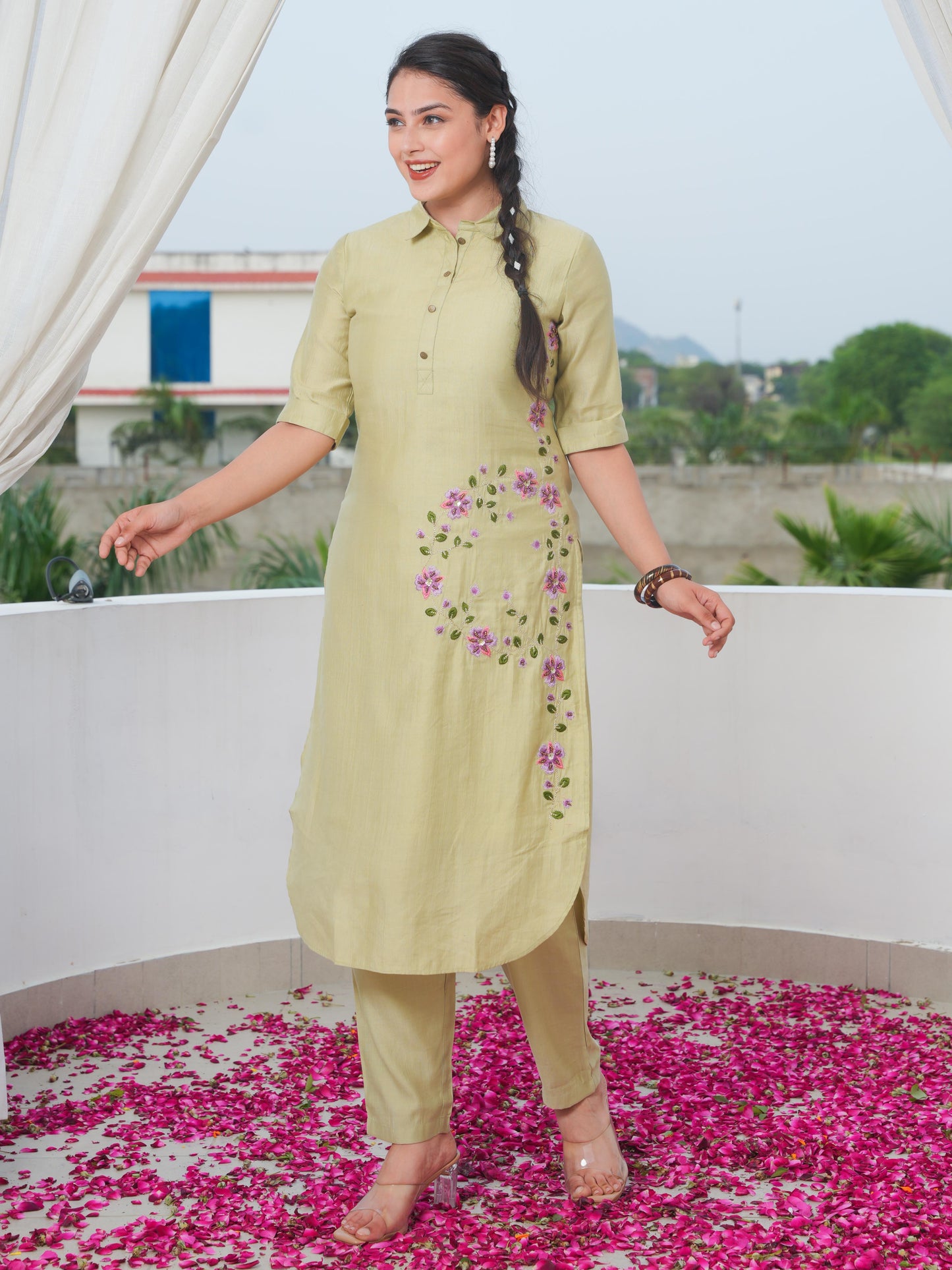 Embroidered Blended Silk Solid Pathani Green Kurta