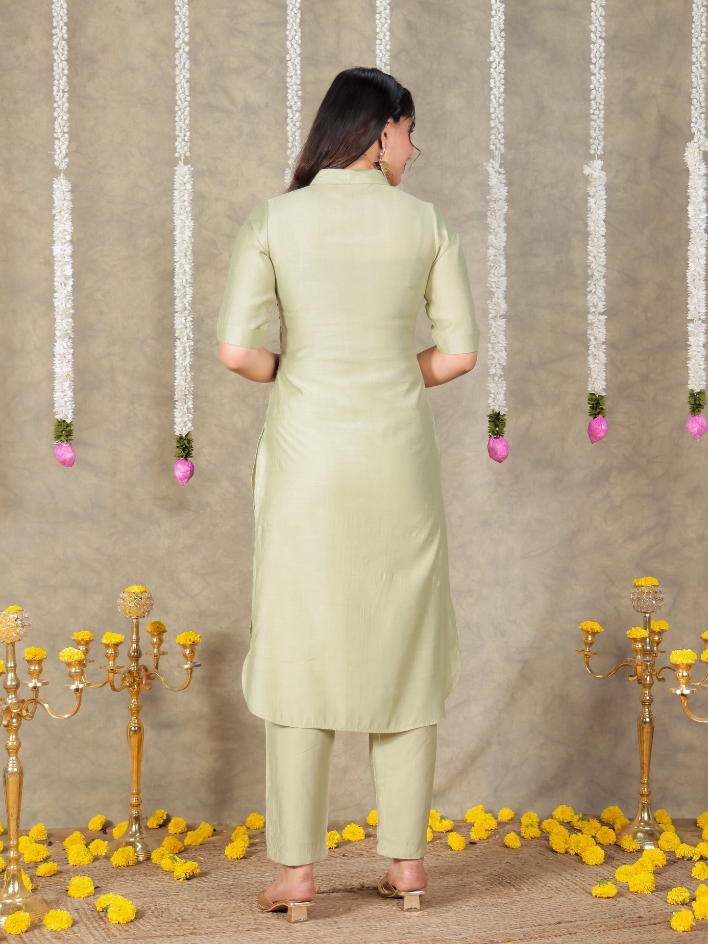 Embroidered Vertigan Solid Pathani Green Kurta