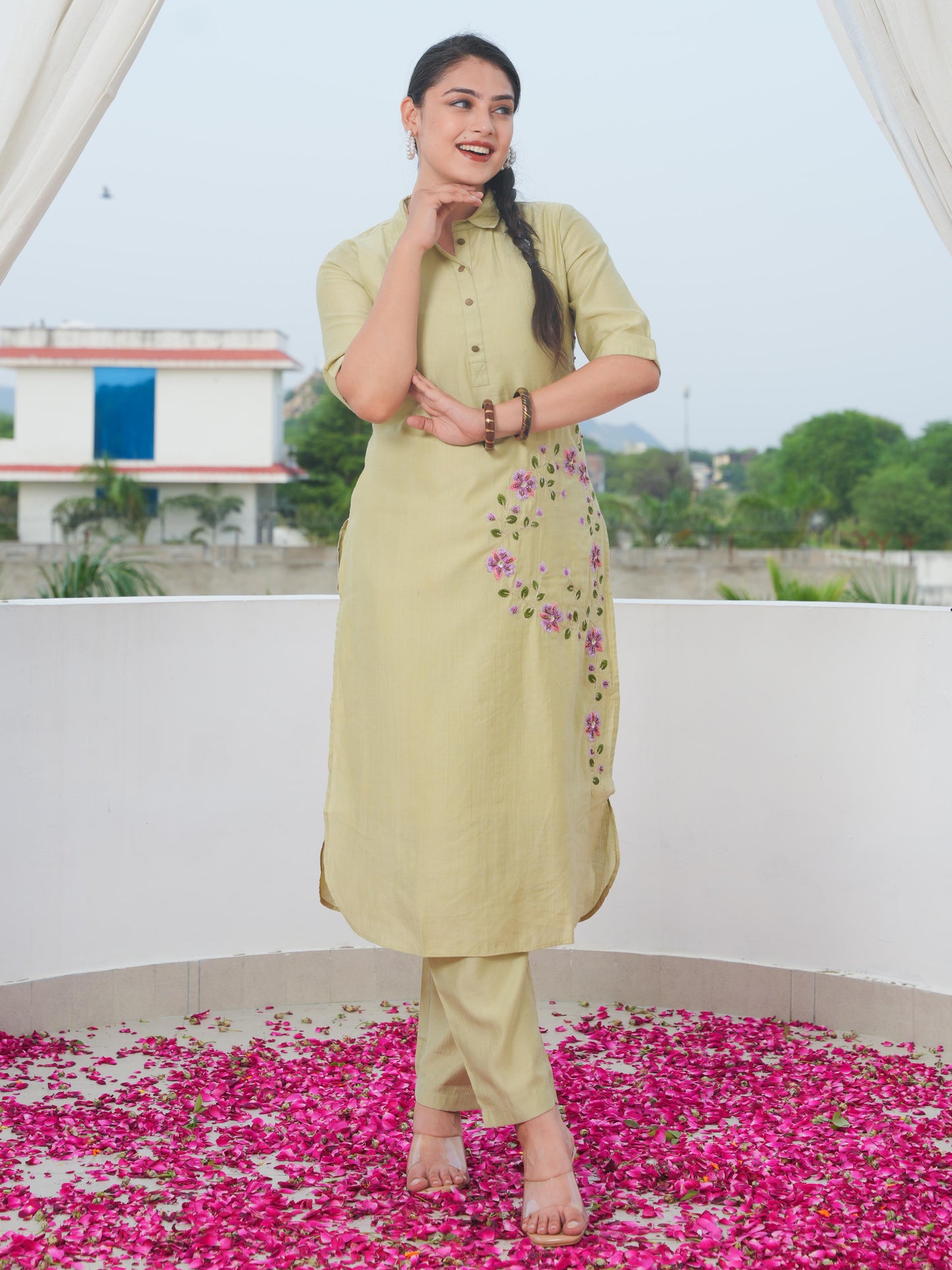 Embroidered Blended Silk Solid Pathani Green Kurta