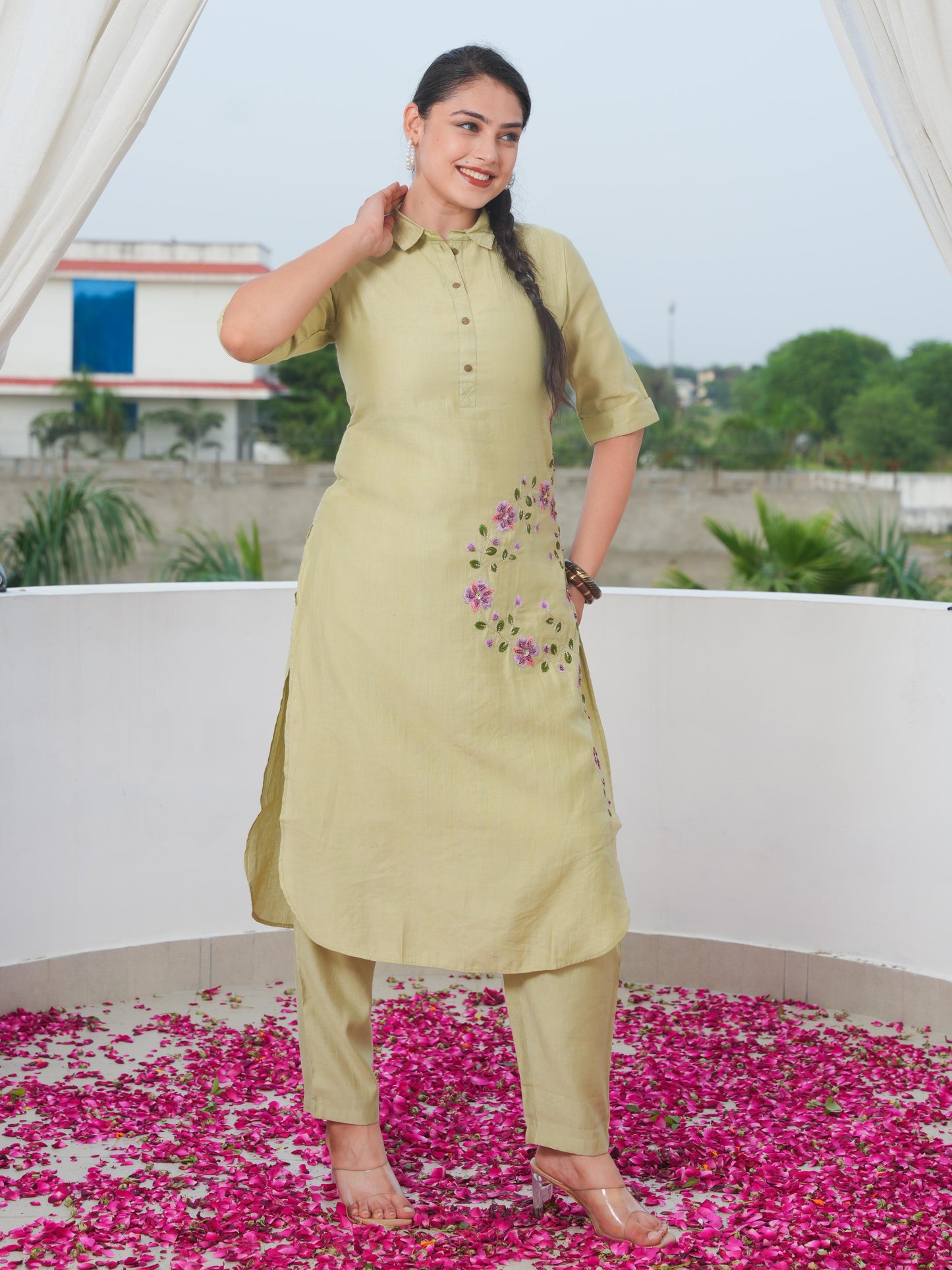 Embroidered Blended Silk Solid Pathani Green Kurta