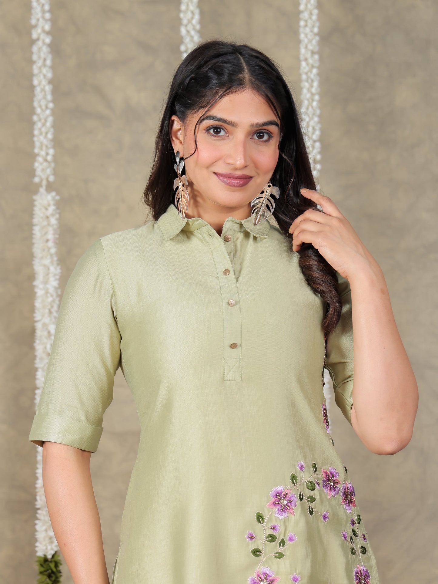 Embroidered Vertigan Solid Pathani Green Kurta
