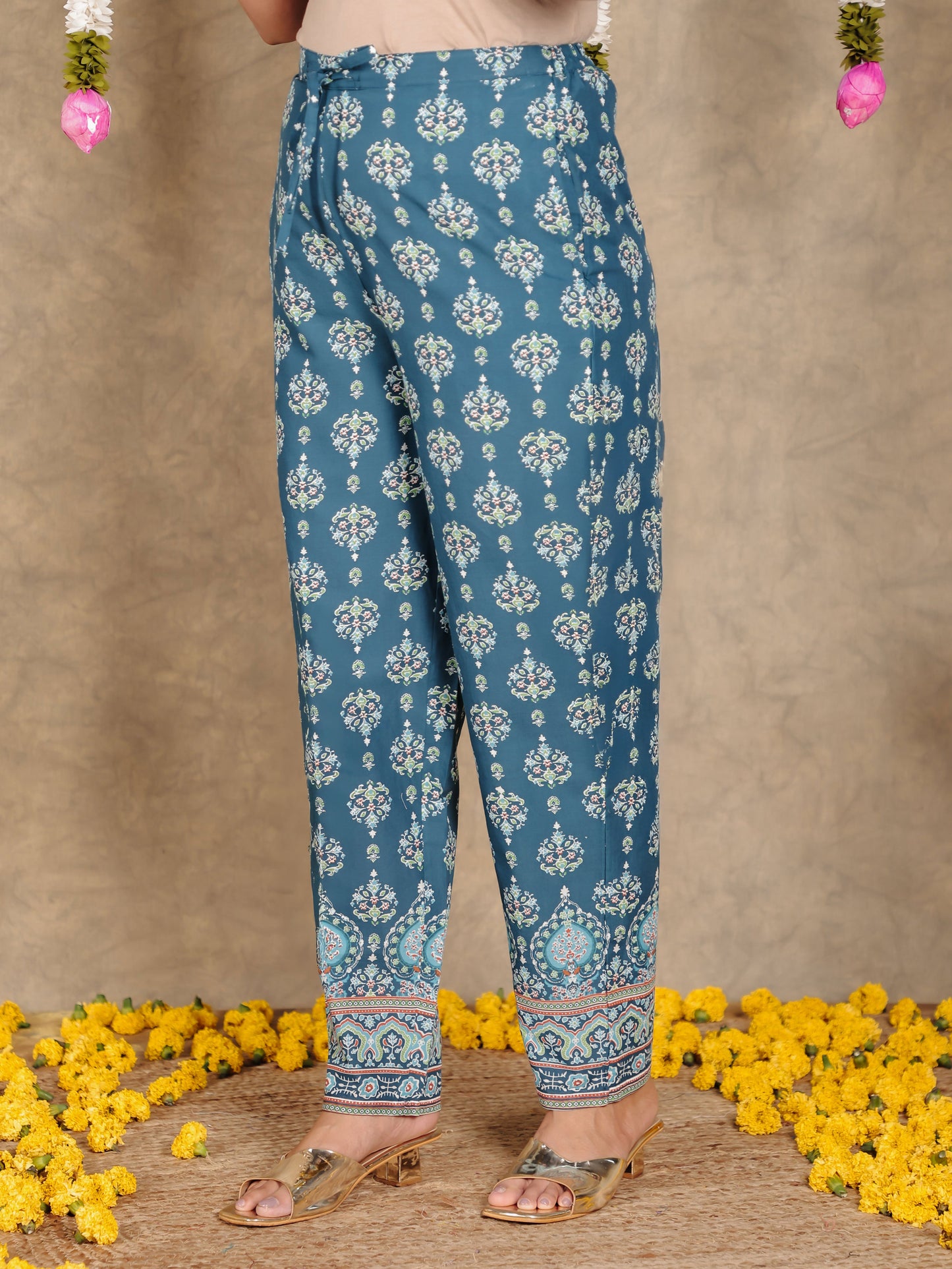 Embroidered Soft Cotton Floral Straight Blue Kurta