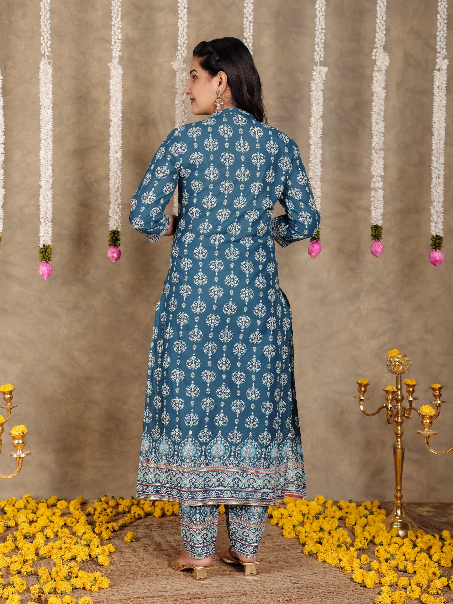 Embroidered Soft Cotton Floral Straight Blue Kurta