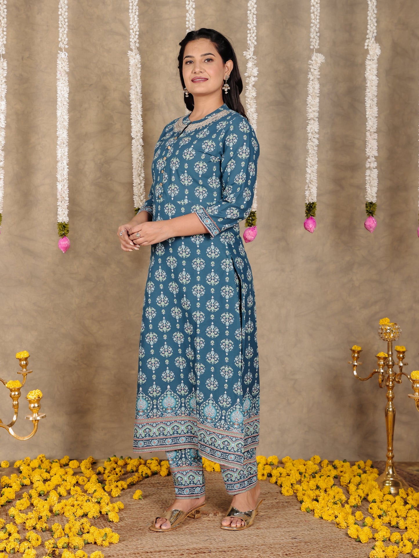 Embroidered Soft Cotton Floral Straight Blue Kurta