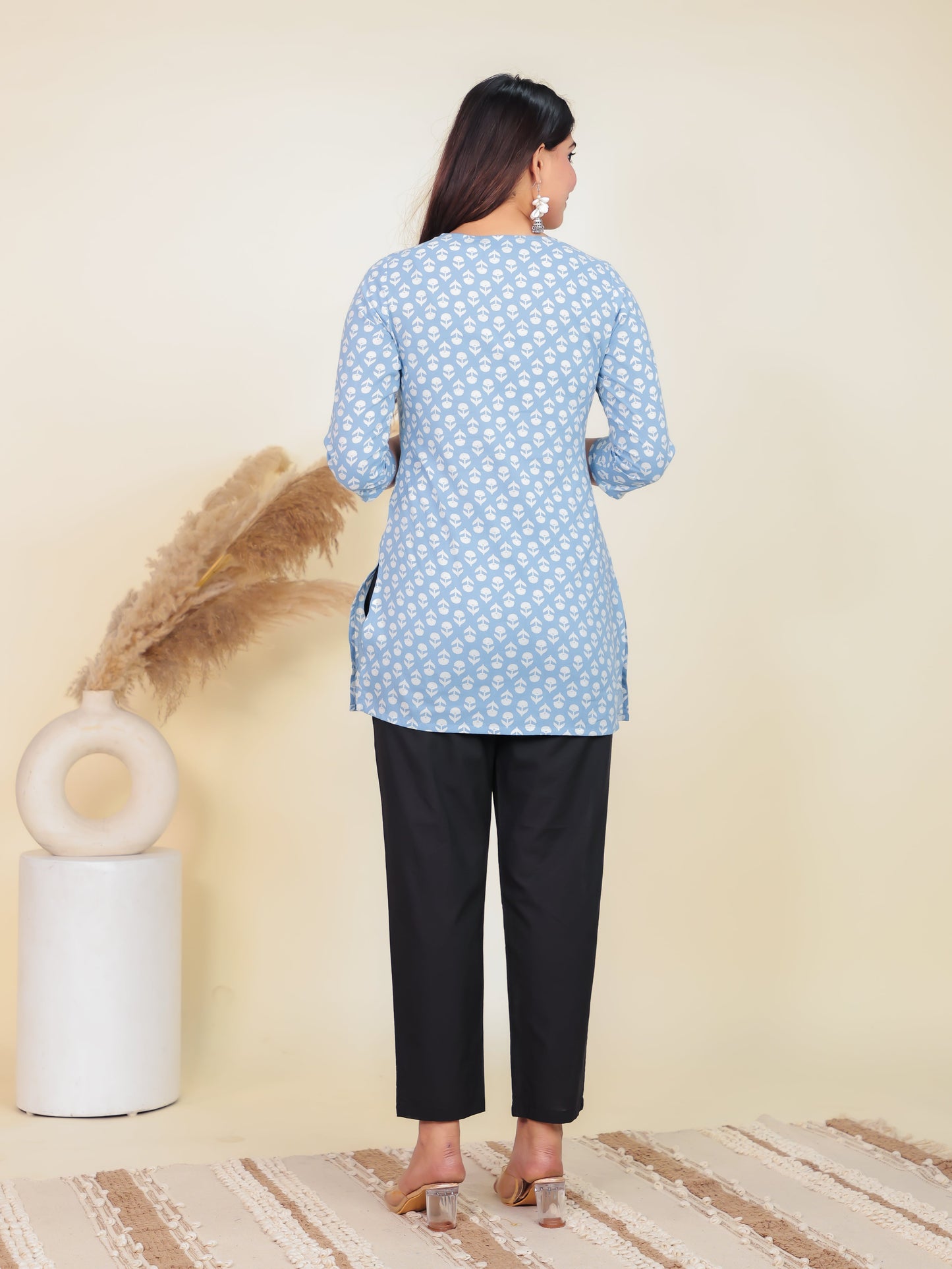 Soft Cotton Floral Straight Blue Kurti