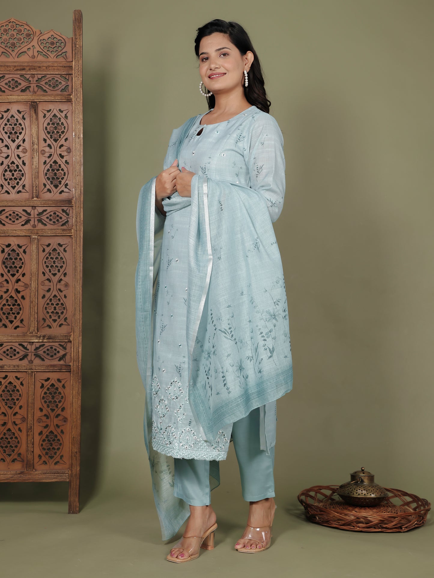 Embroidered Chanderi Floral Panelled Green Kurta