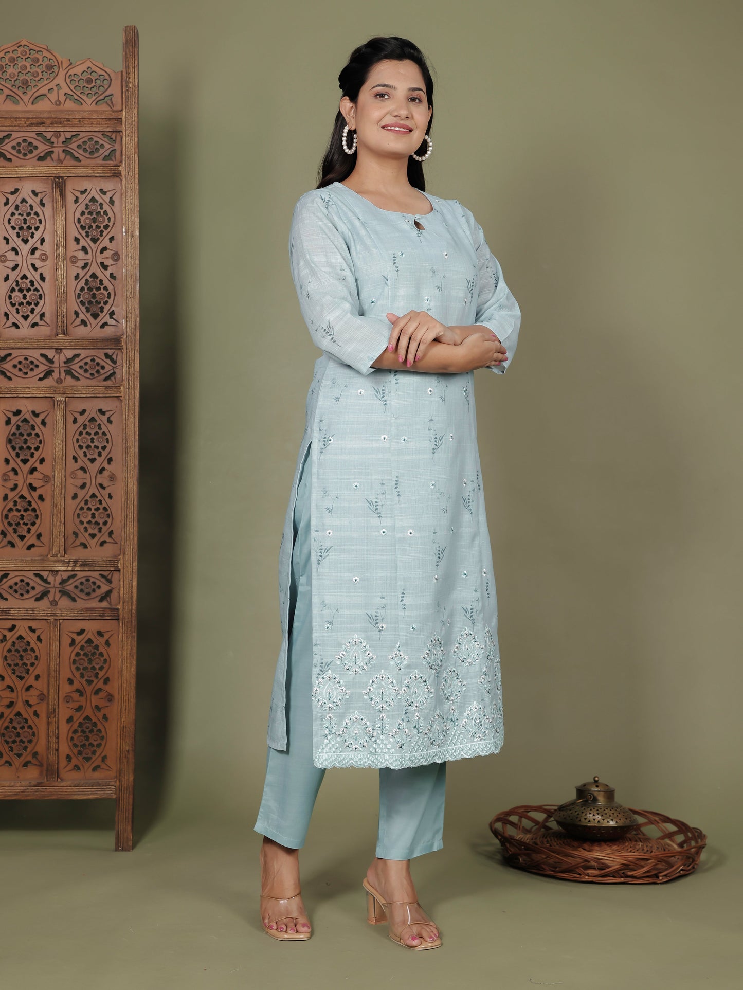 Embroidered Chanderi Floral Panelled Green Kurta