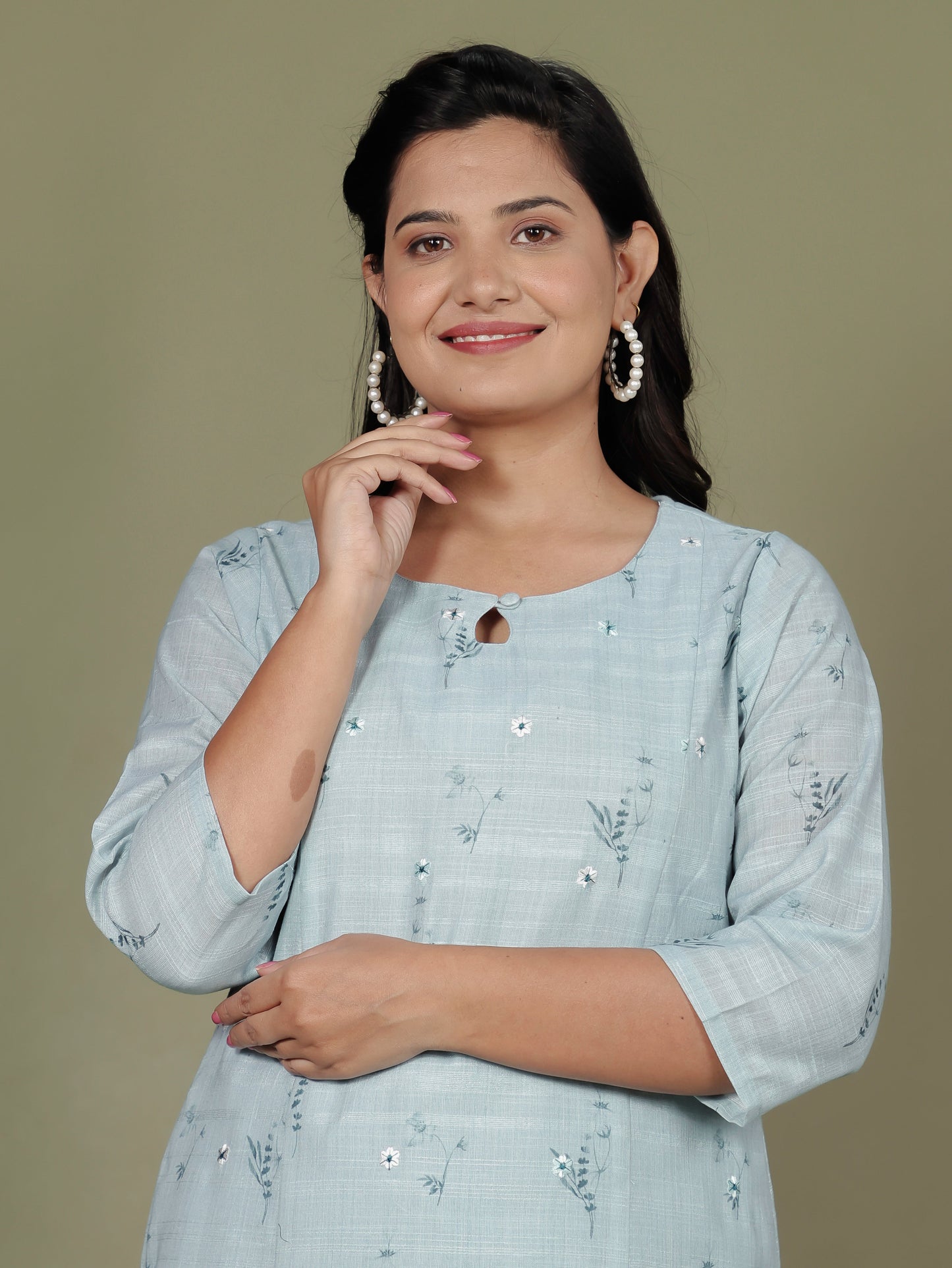 Embroidered Chanderi Floral Panelled Green Kurta