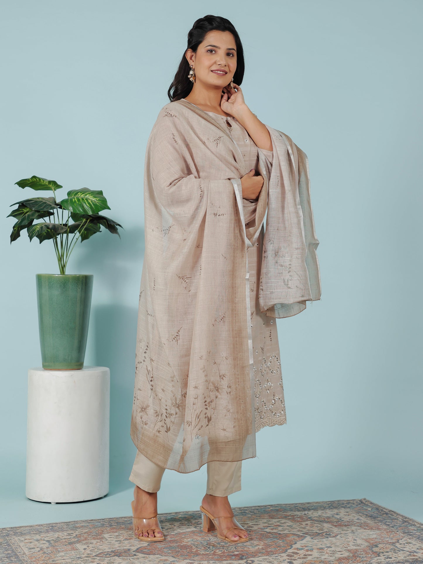 Chanderi Floral Panelled Beige Kurta