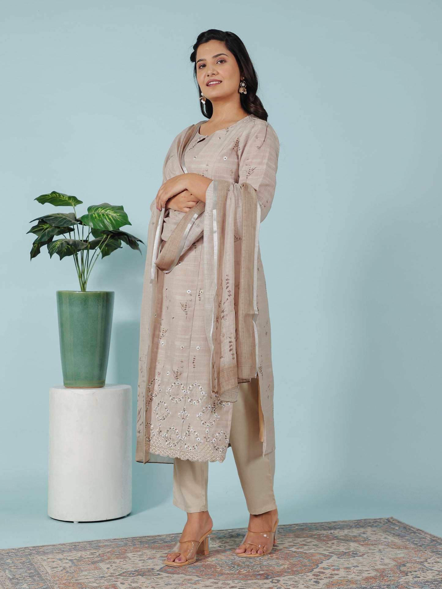 Chanderi Floral Panelled Beige Kurta