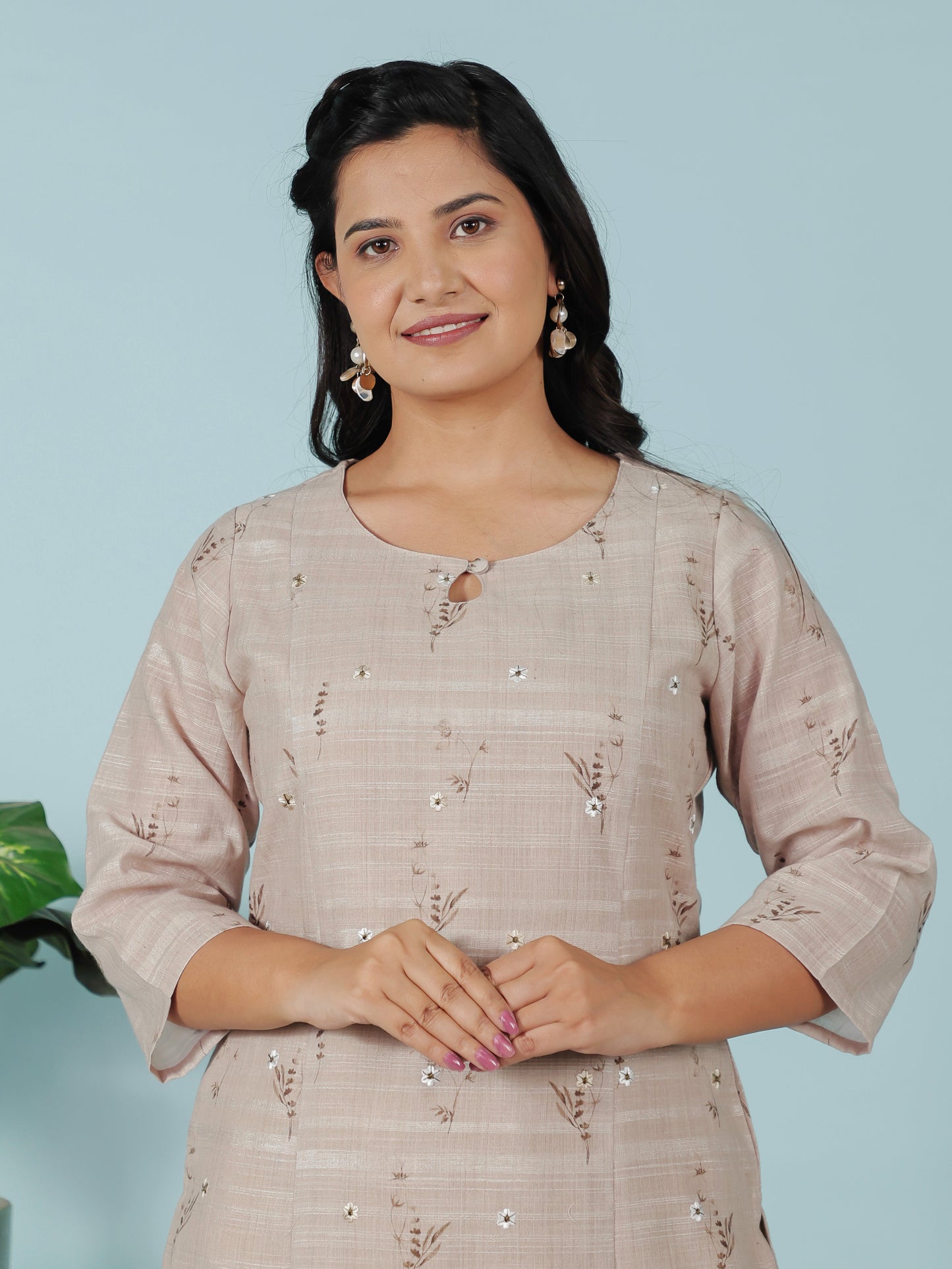Chanderi Floral Panelled Beige Kurta