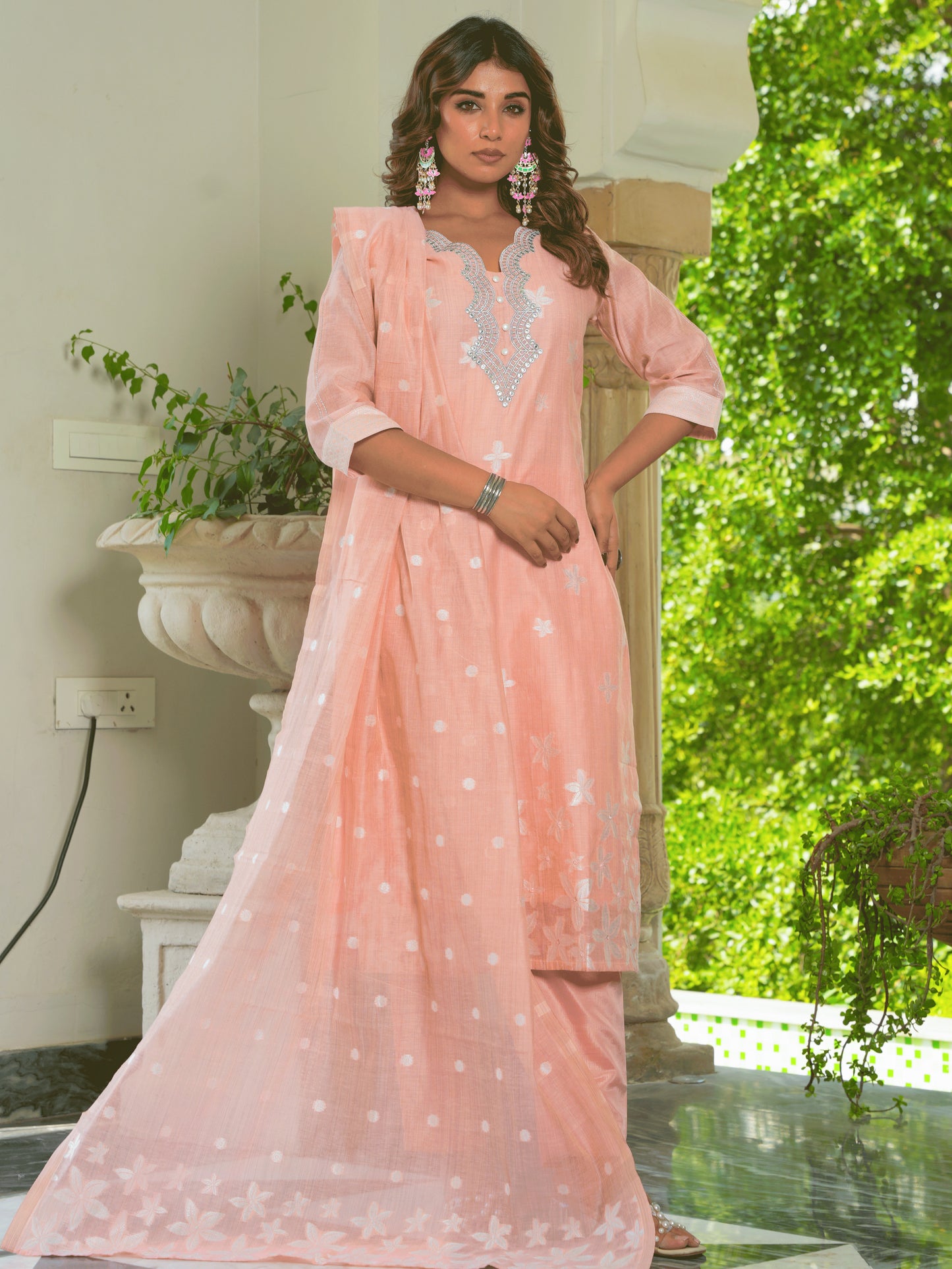 Jacquard Floral Peach Dupatta